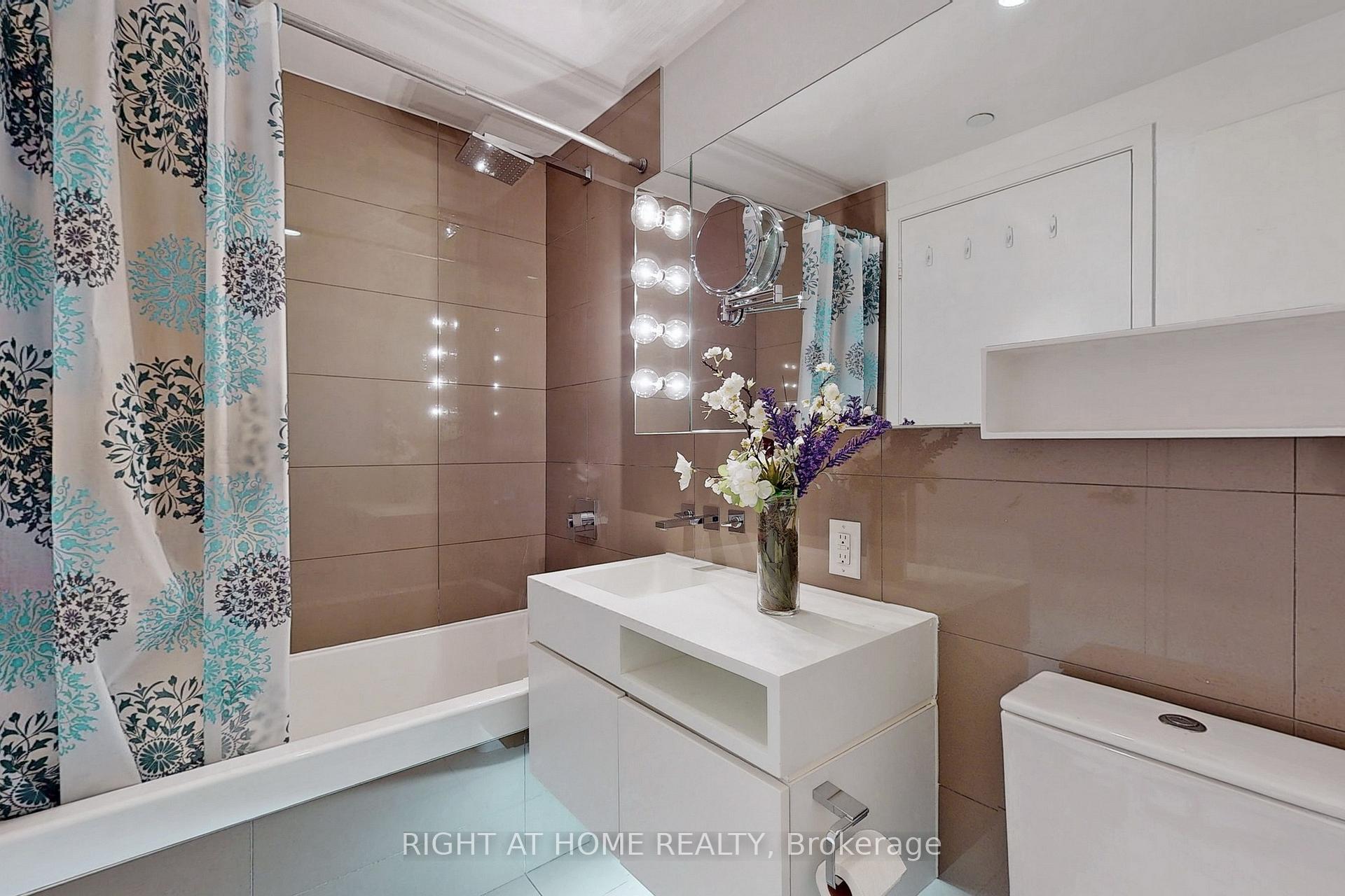 Photo 13 of Unit 2201, 45 Charles Street E, Toronto, Church-Yonge Corridor — HOMEH