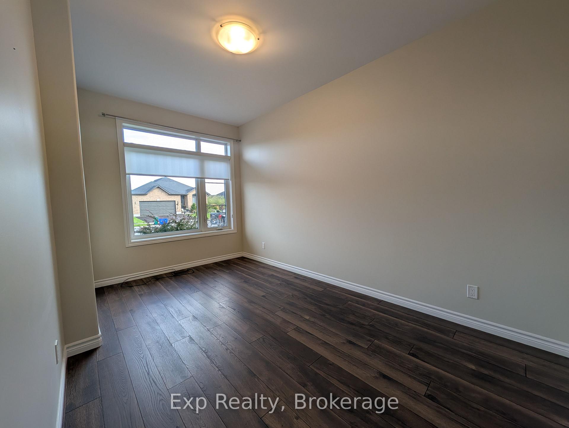 Photo 10 of 76 Covington Crescent, Belleville, Thurlow Ward — HOMEH