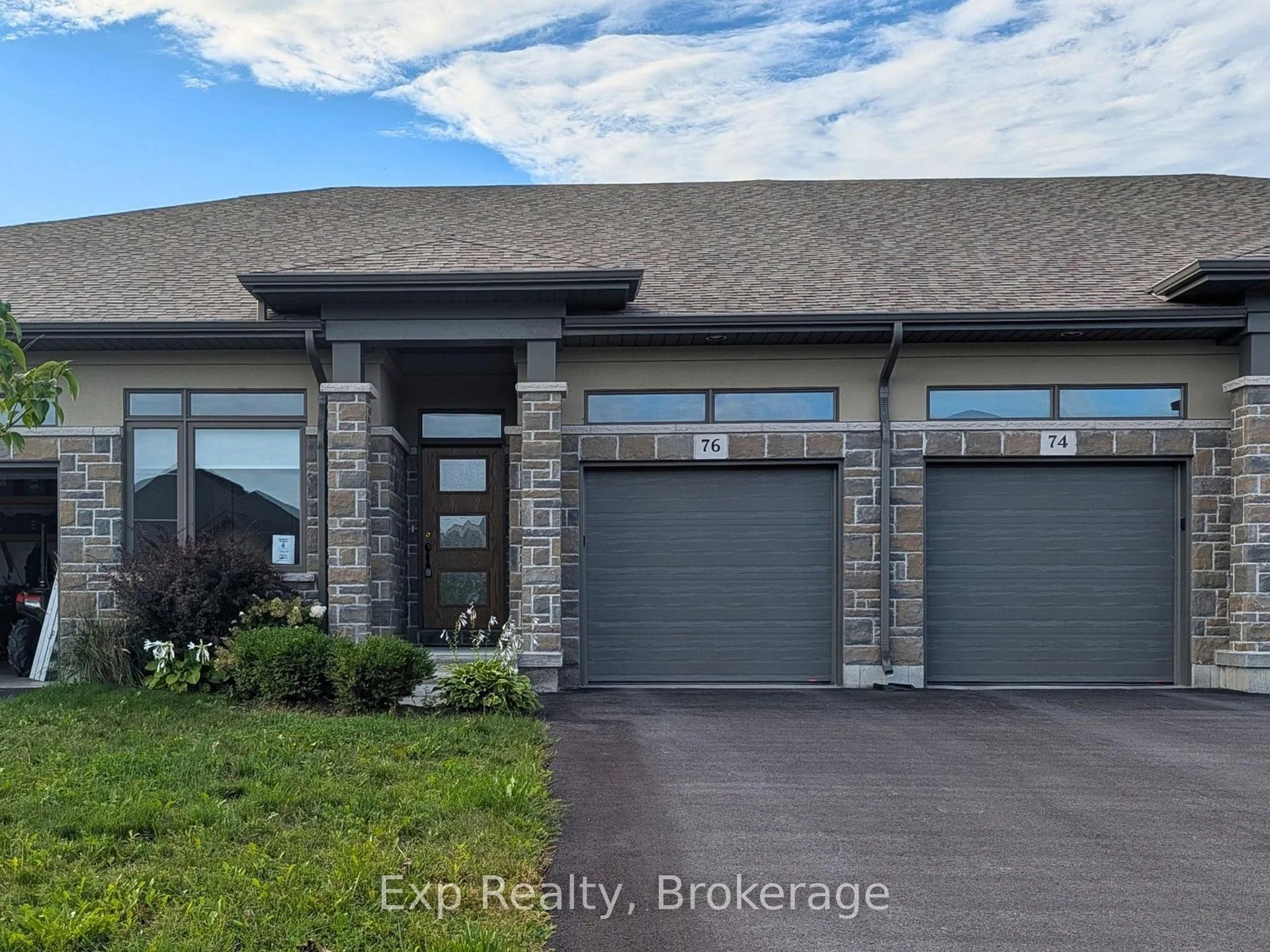 Photo 4 of 76 Covington Crescent, Belleville, Thurlow Ward — HOMEH