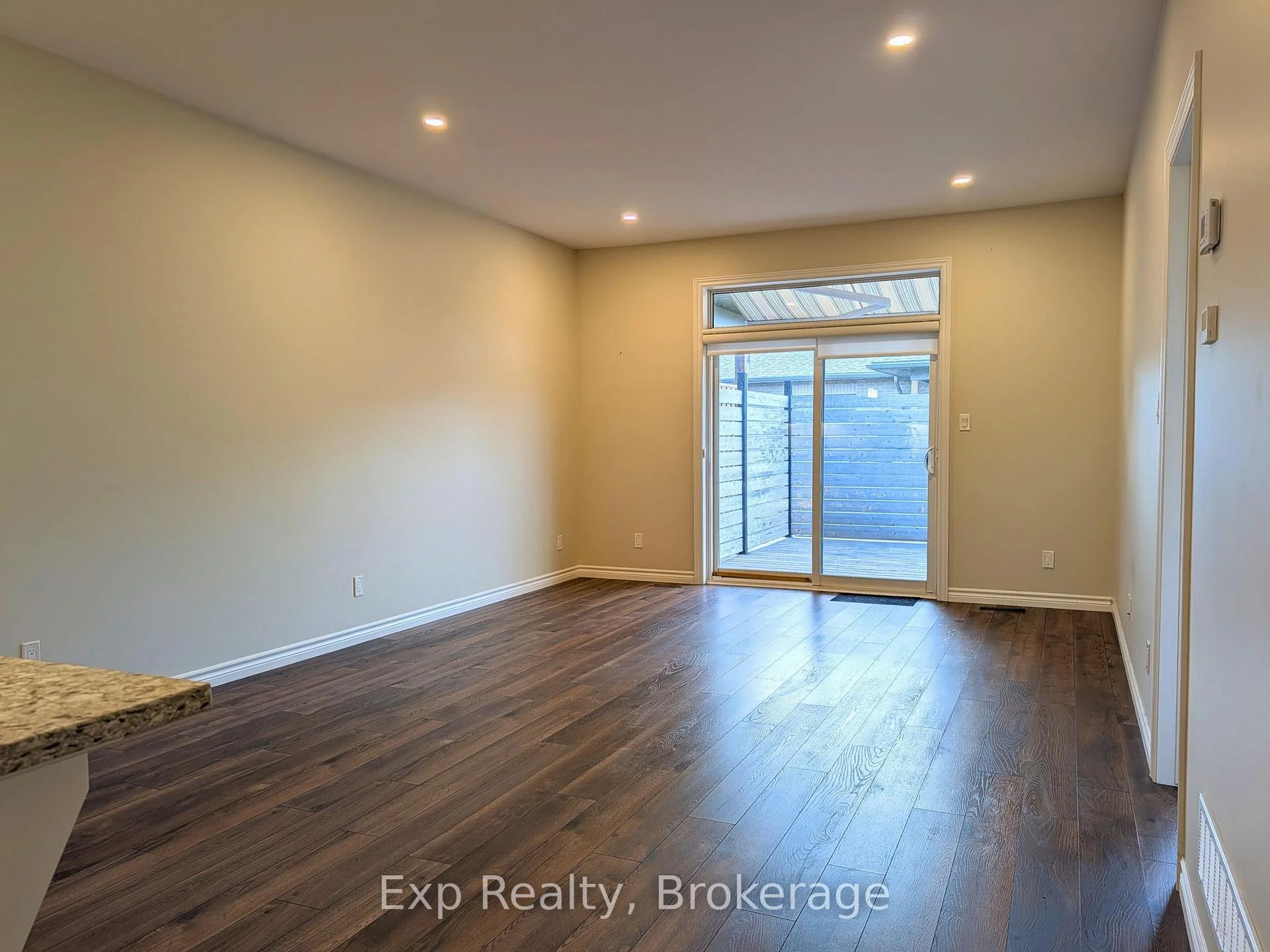 Photo 35 of 76 Covington Crescent, Belleville, Thurlow Ward — HOMEH