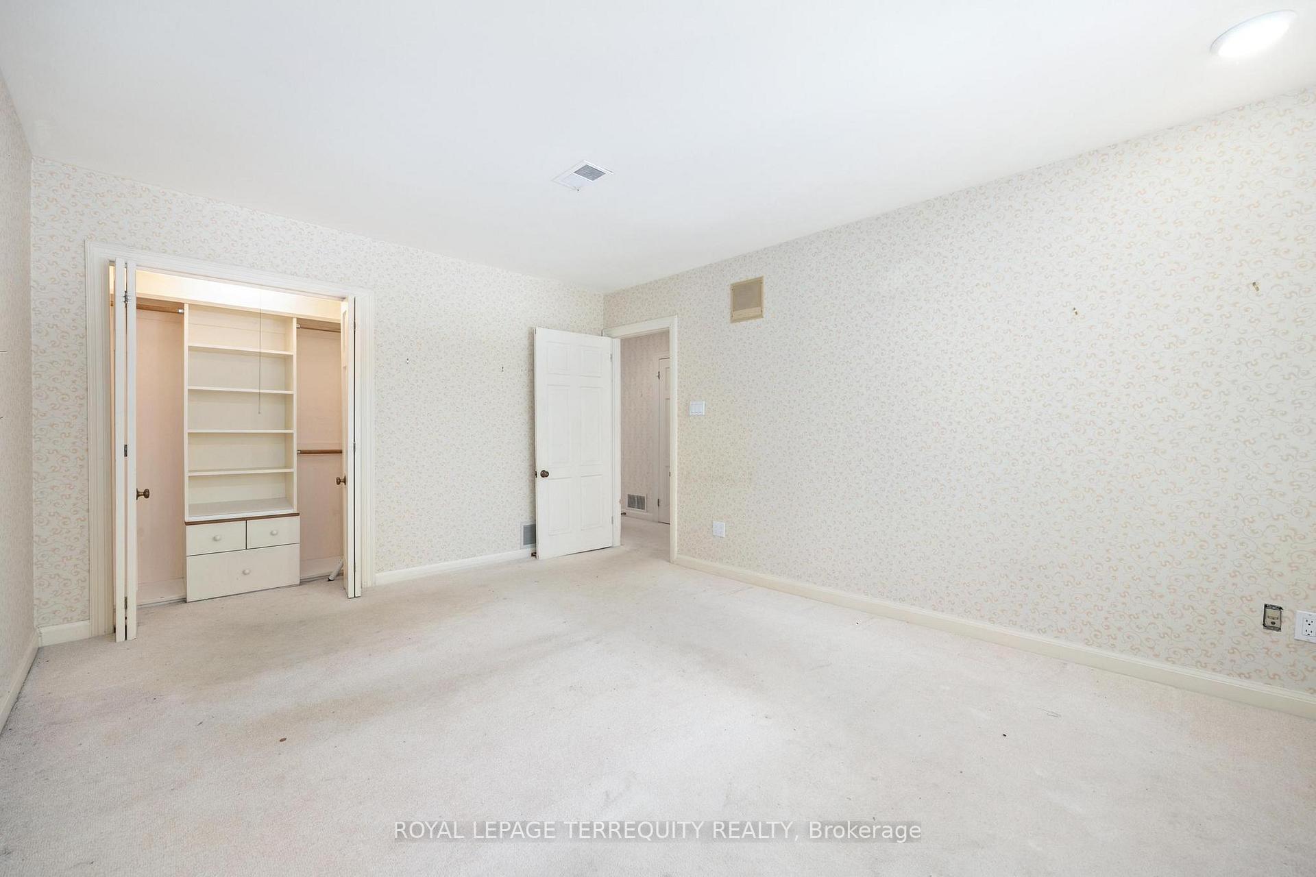 Photo 46 of 2 Chieftain Crescent, North York, St. Andrew-Windfields — HOMEH