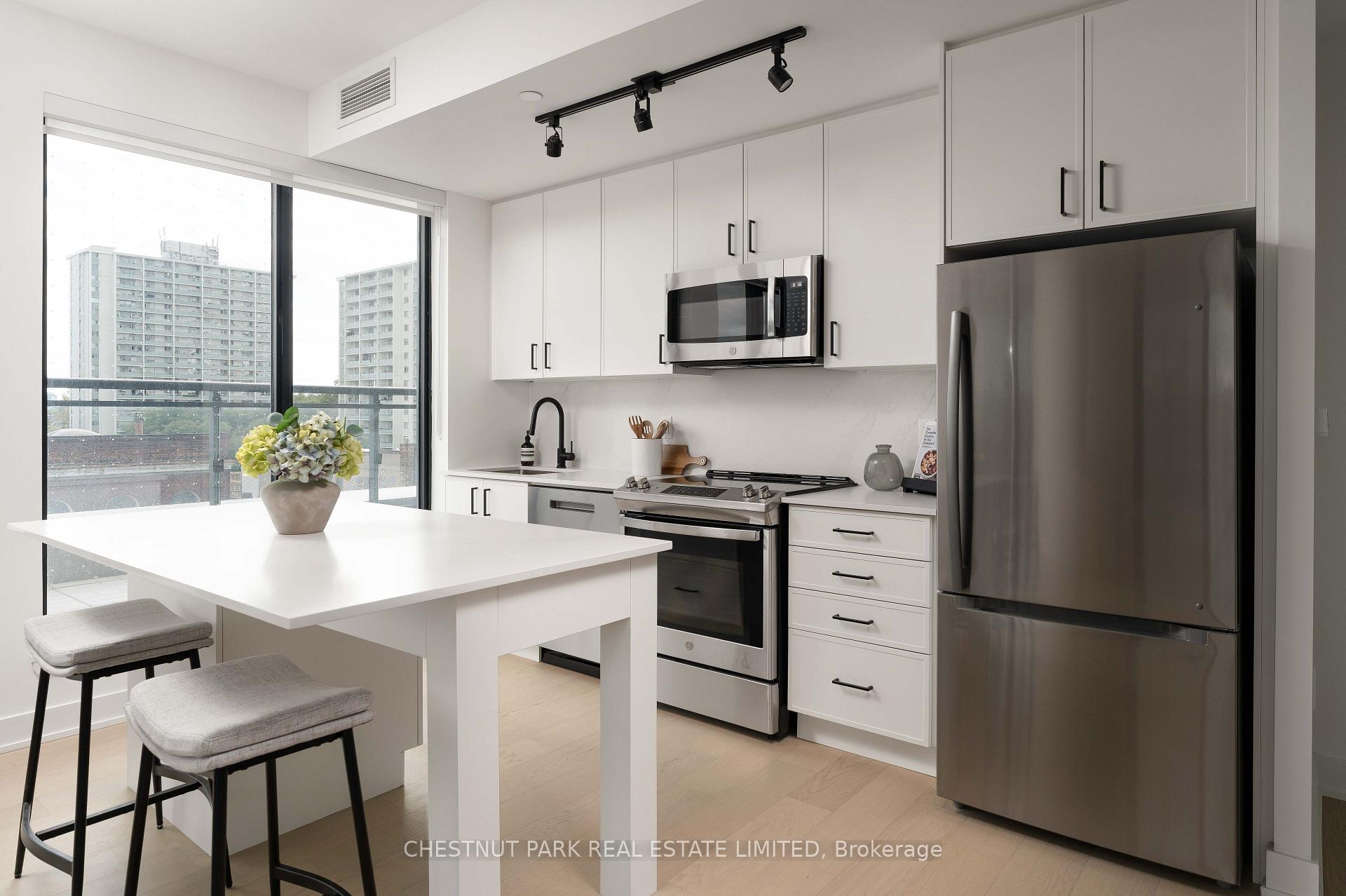 Photo 11 of Unit 404, 758 Dovercourt Road, Toronto, Dovercourt-Wallace Emerson-Junction — HOMEH
