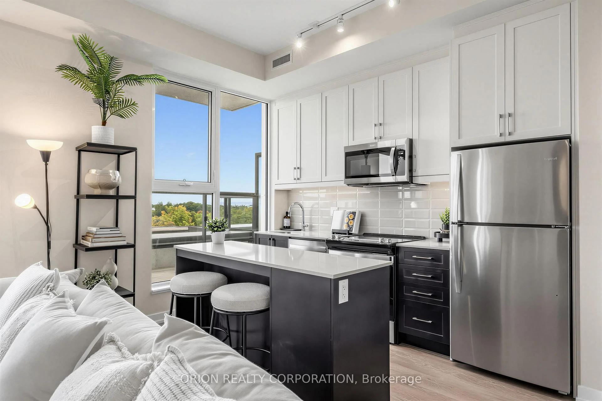 Photo 9 of Unit 503, 201 Brook Street S, Whitby, Downtown Whitby — HOMEH