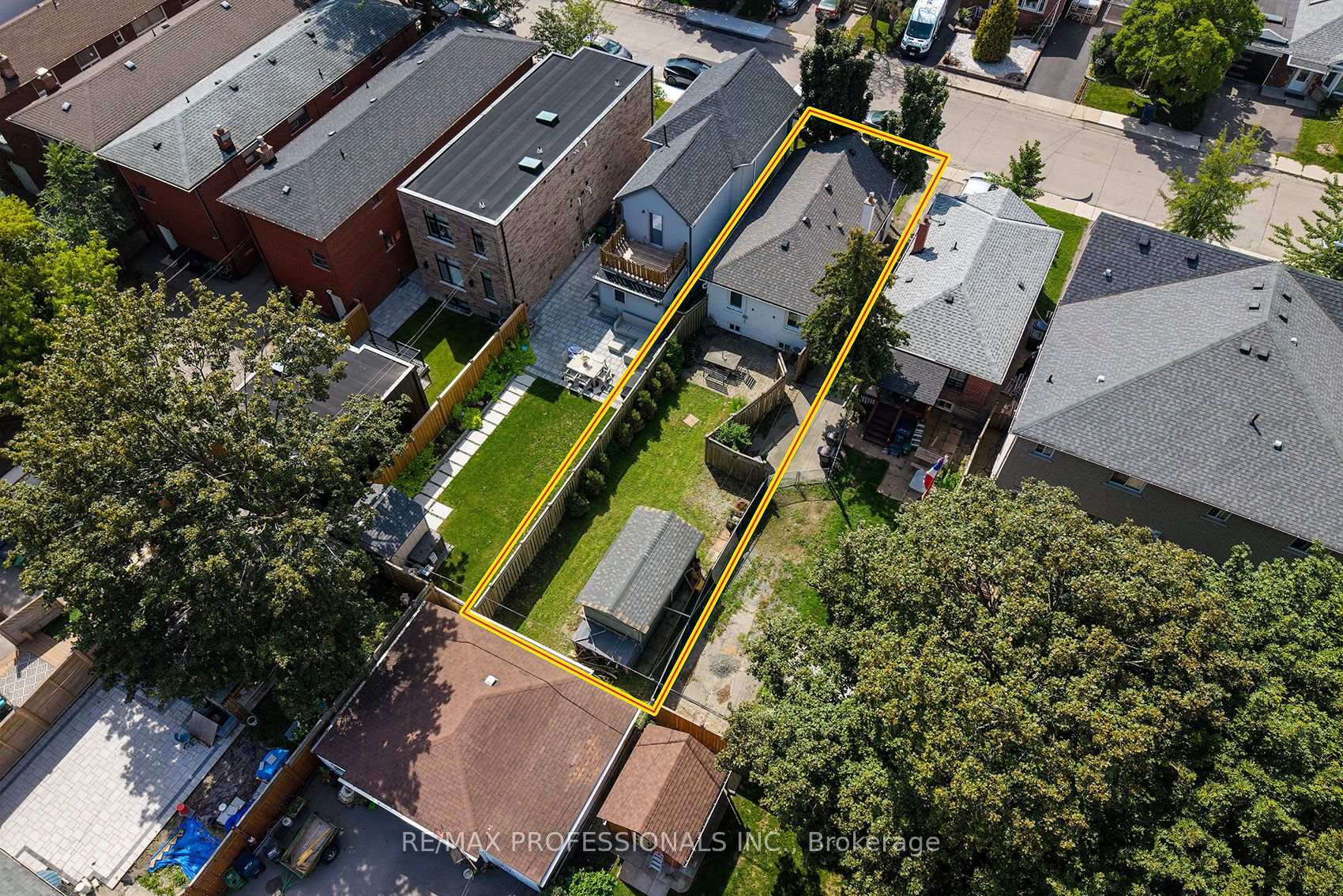 Photo 30 of 43 Fifteenth Street, Etobicoke, New Toronto — HOMEH