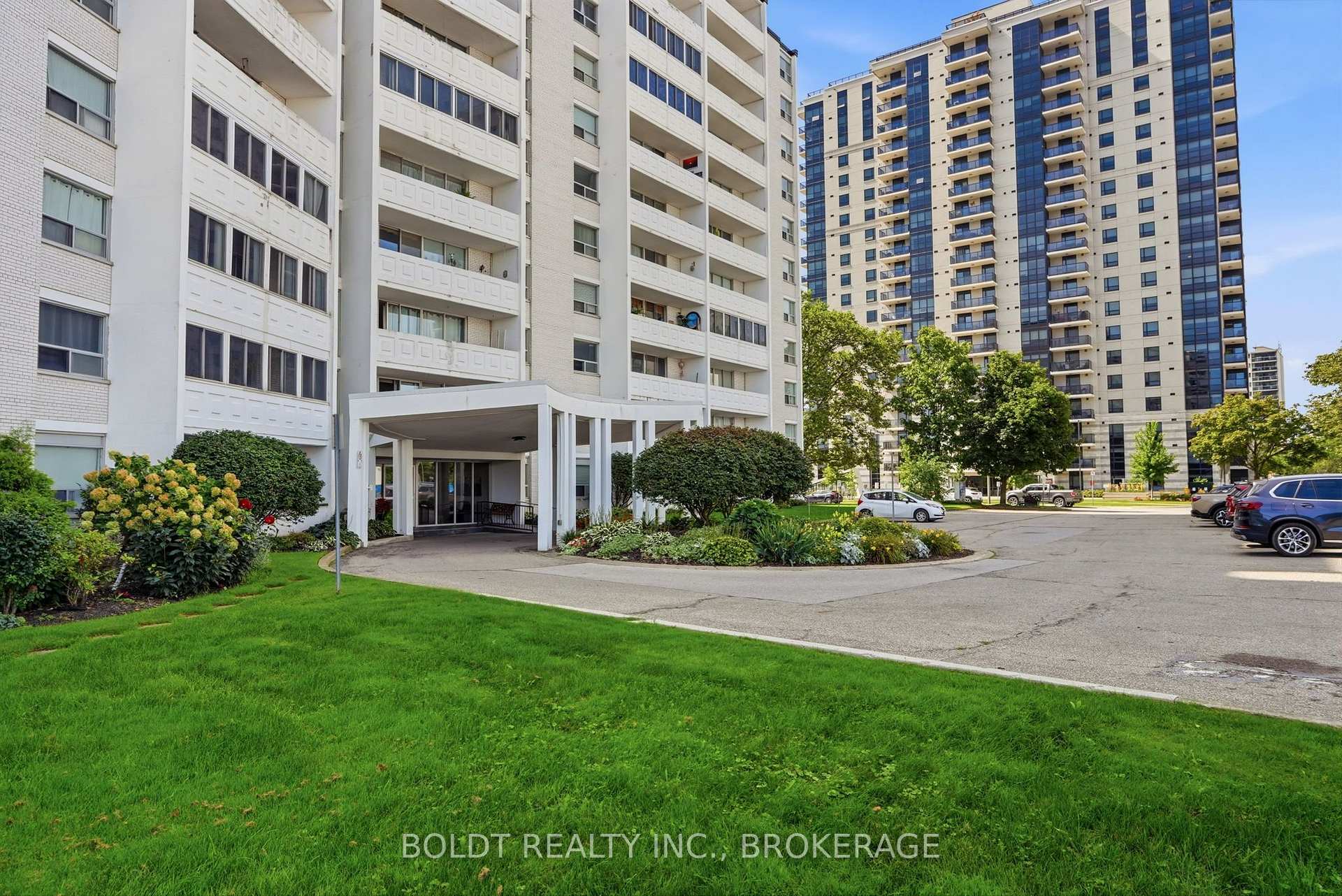 Photo 5 of Unit 1008, 35 Towering Heights Boulevard, St. Catharines, Glendale/Glenridge — HOMEH
