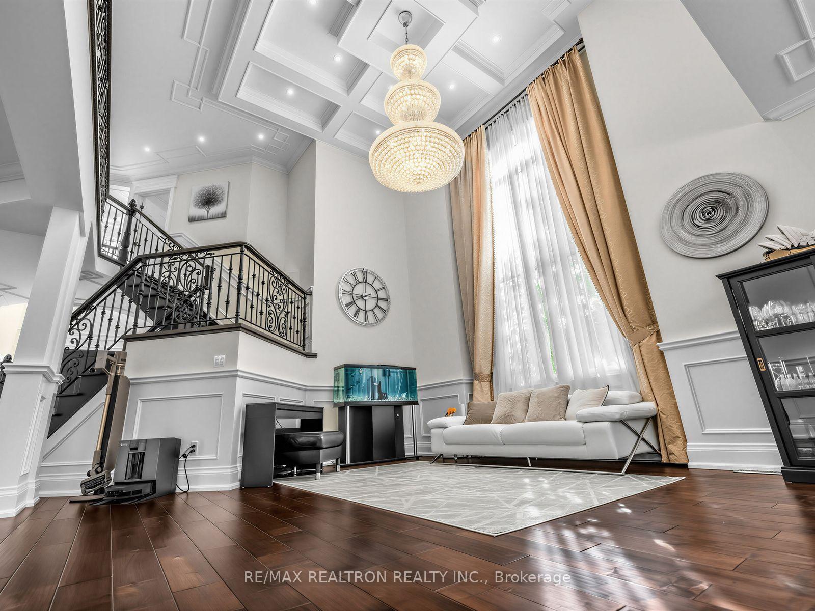 Photo 11 of 12 Anglin Drive, Richmond Hill, Jefferson — HOMEH