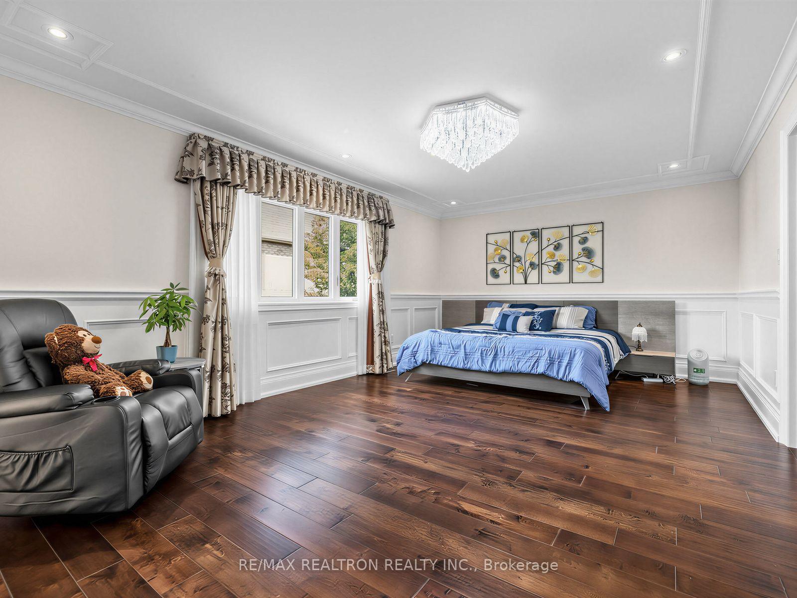 Photo 26 of 12 Anglin Drive, Richmond Hill, Jefferson — HOMEH