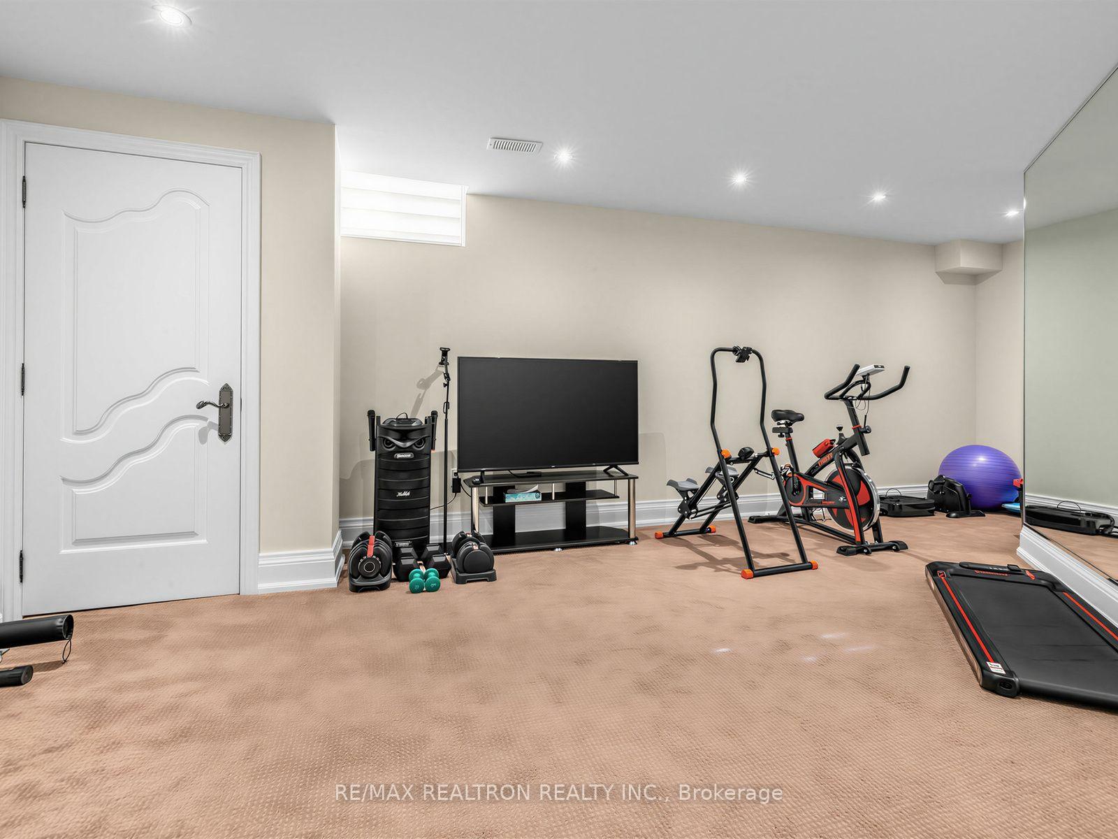 Photo 30 of 12 Anglin Drive, Richmond Hill, Jefferson — HOMEH