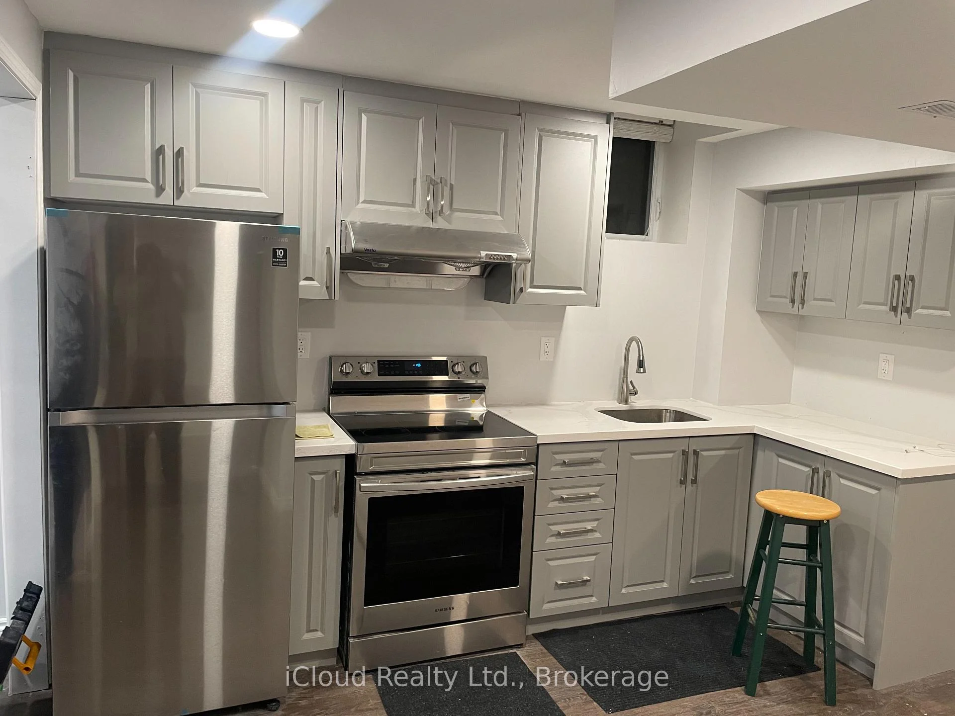 Photo 3 of Unit BSMT, 5673 Ethan Drive, Mississauga, Churchill Meadows — HOMEH