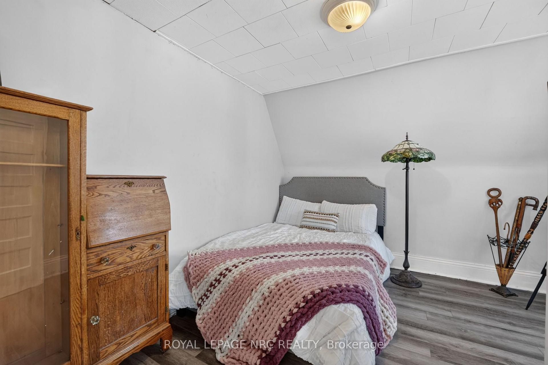 Photo 18 of 4189 Mountain Street, Lincoln, Beamsville — HOMEH