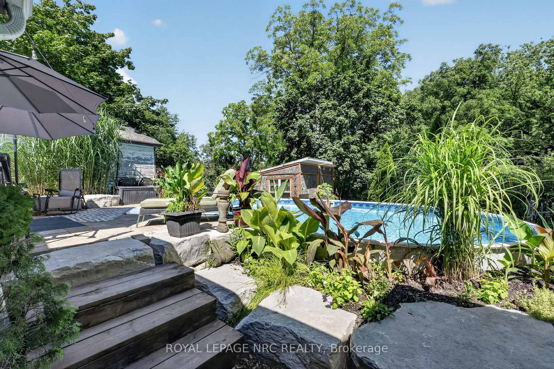 Photo 32 of 4189 Mountain Street, Lincoln, Beamsville — HOMEH