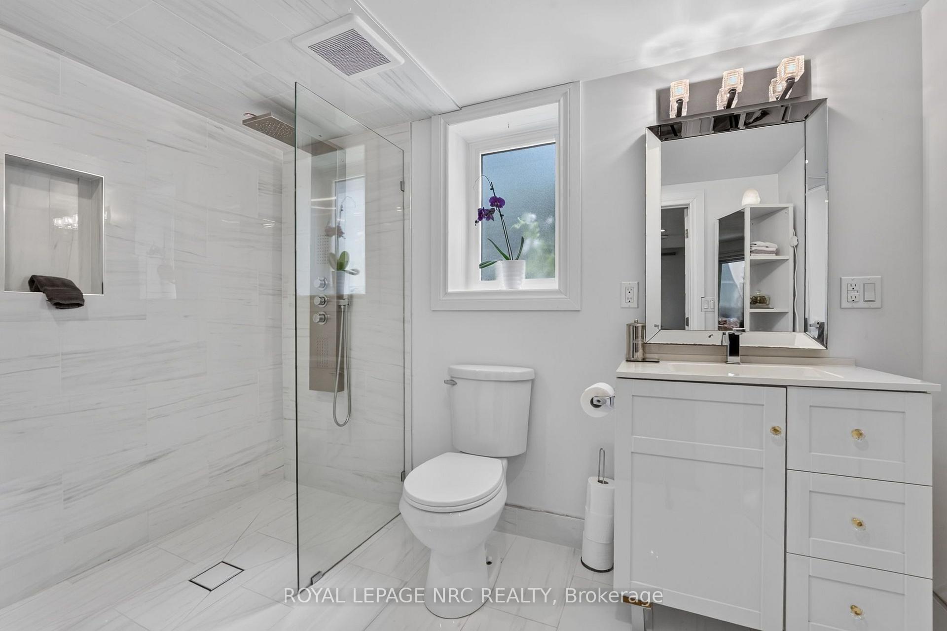 Photo 34 of 4189 Mountain Street, Lincoln, Beamsville — HOMEH
