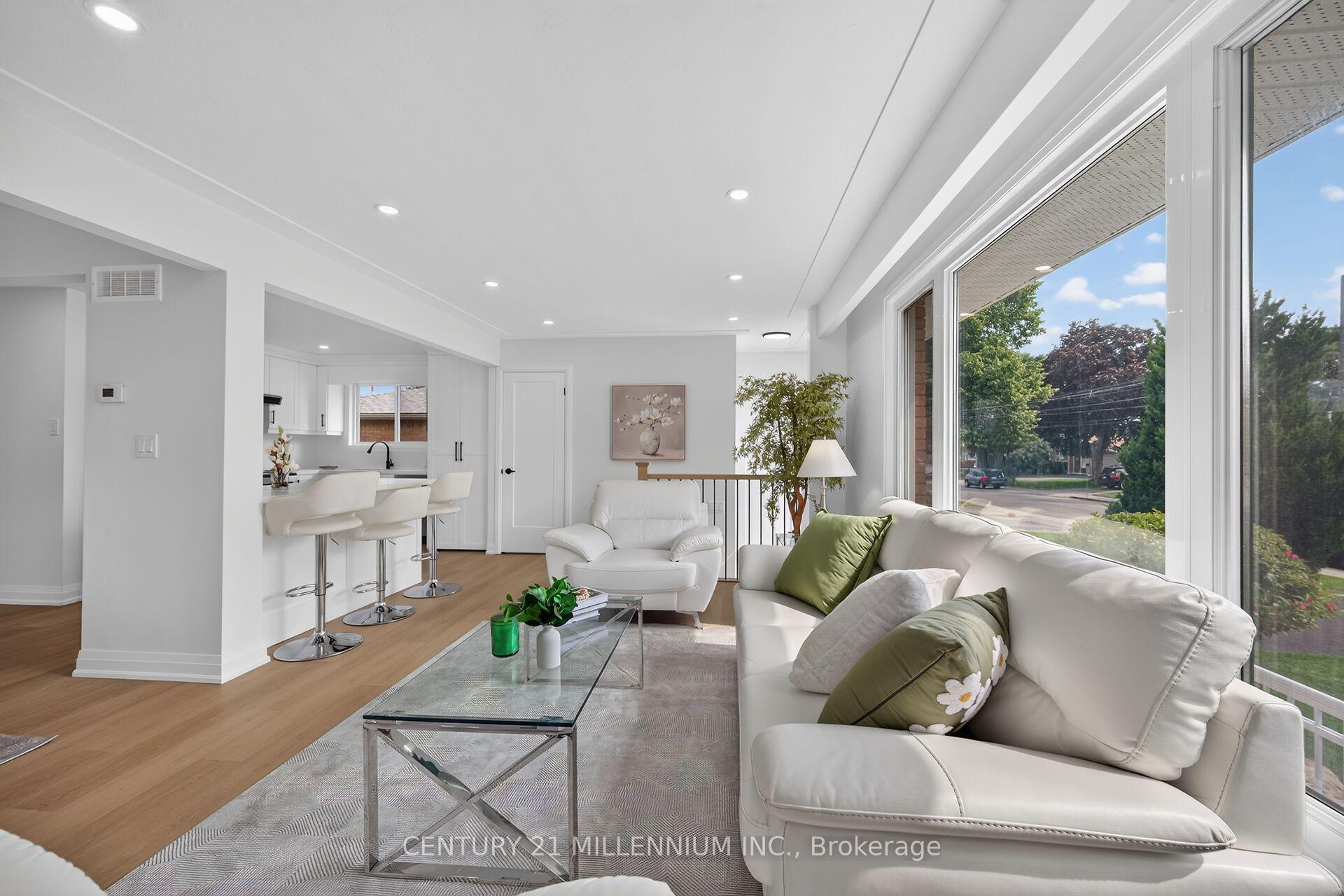Photo 20 of Unit Upper, 40 Purdy Crescent, Hamilton, Greeningdon — HOMEH