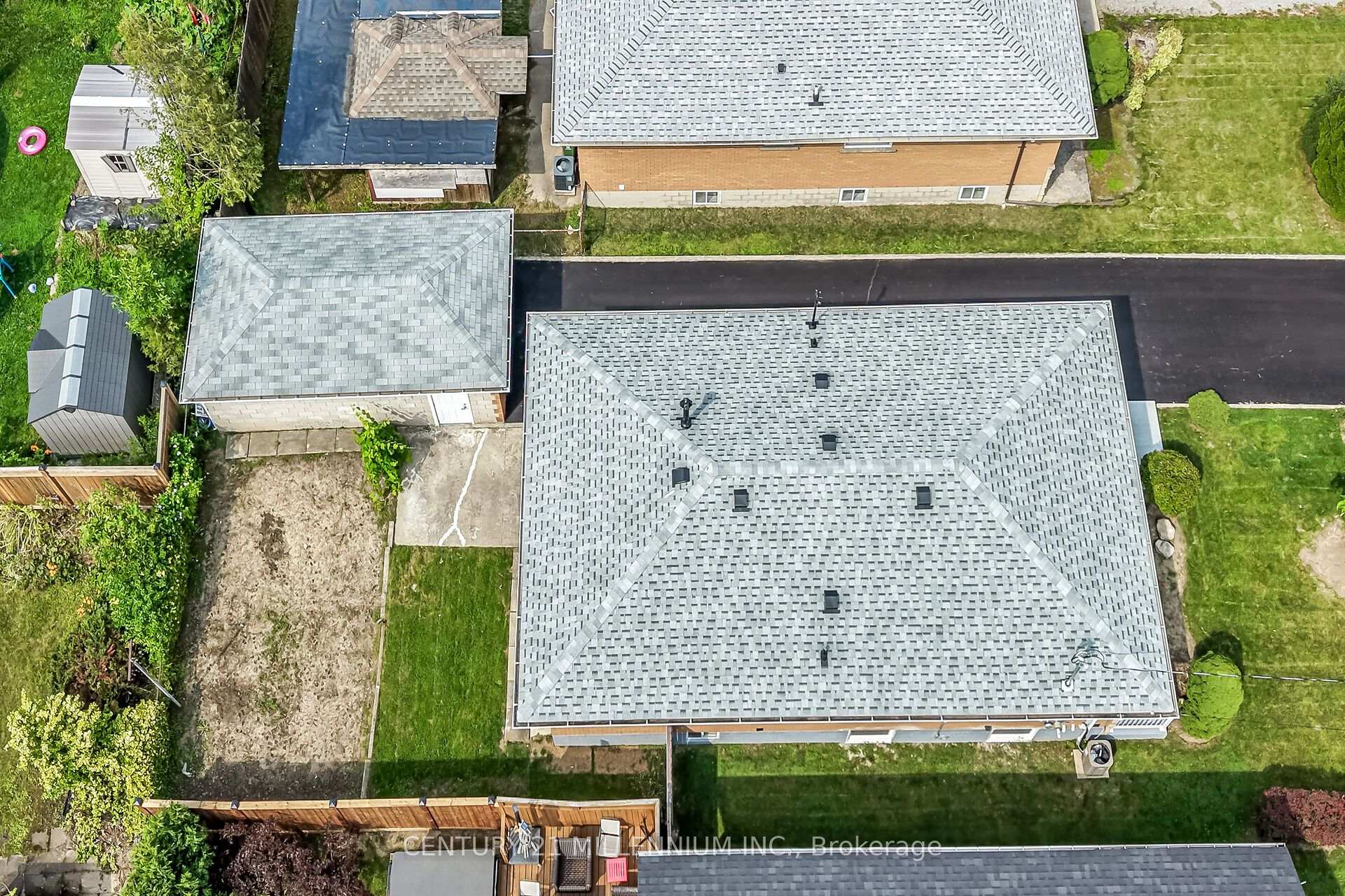 Photo 43 of Unit Upper, 40 Purdy Crescent, Hamilton, Greeningdon — HOMEH