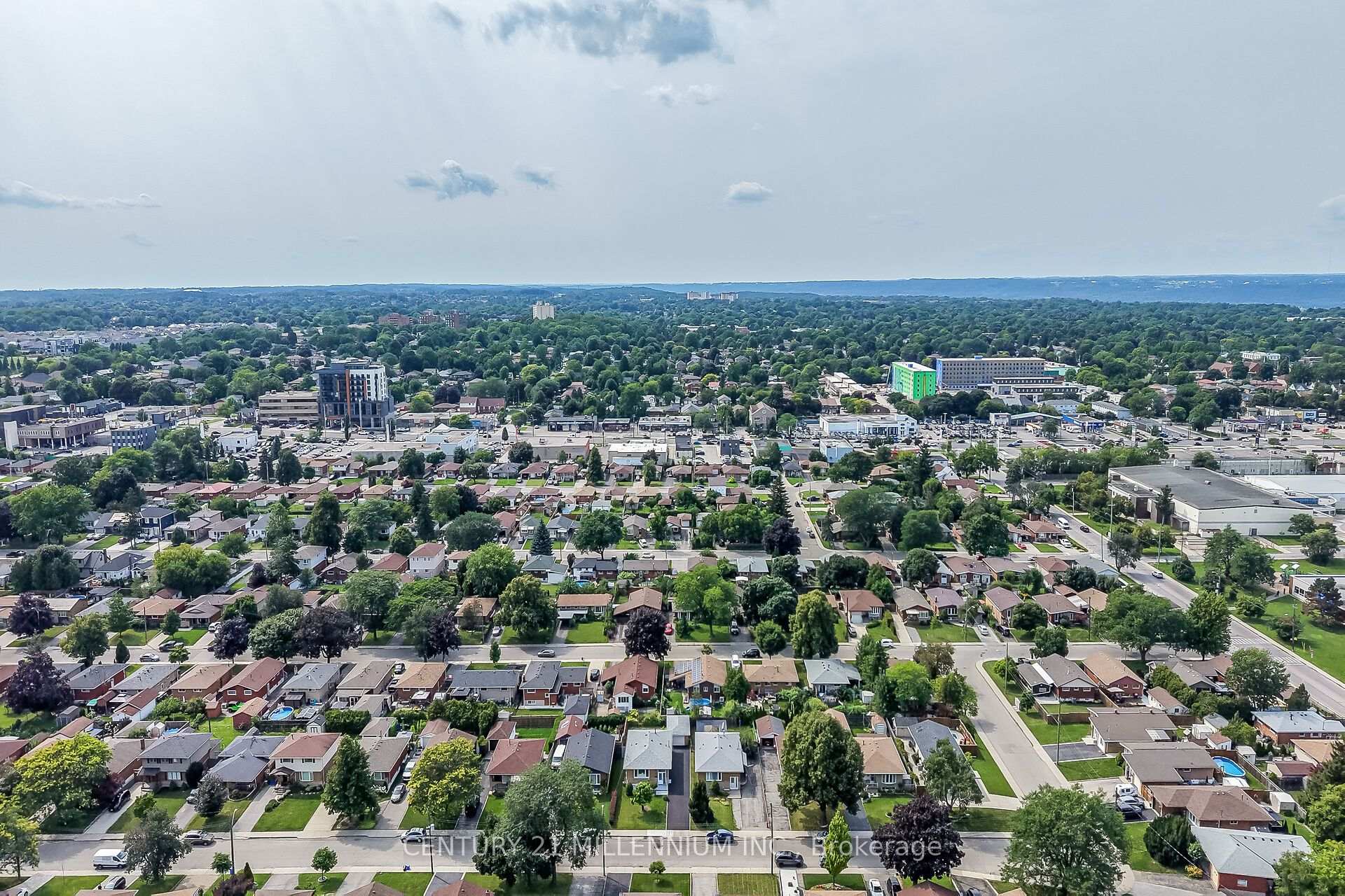 Photo 48 of Unit Upper, 40 Purdy Crescent, Hamilton, Greeningdon — HOMEH