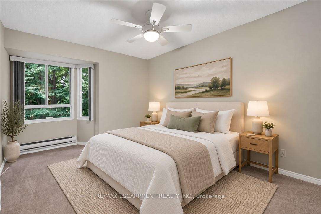 Photo 17 of Unit 301, 5 Niagara Street, Grimsby, Grimsby West — HOMEH