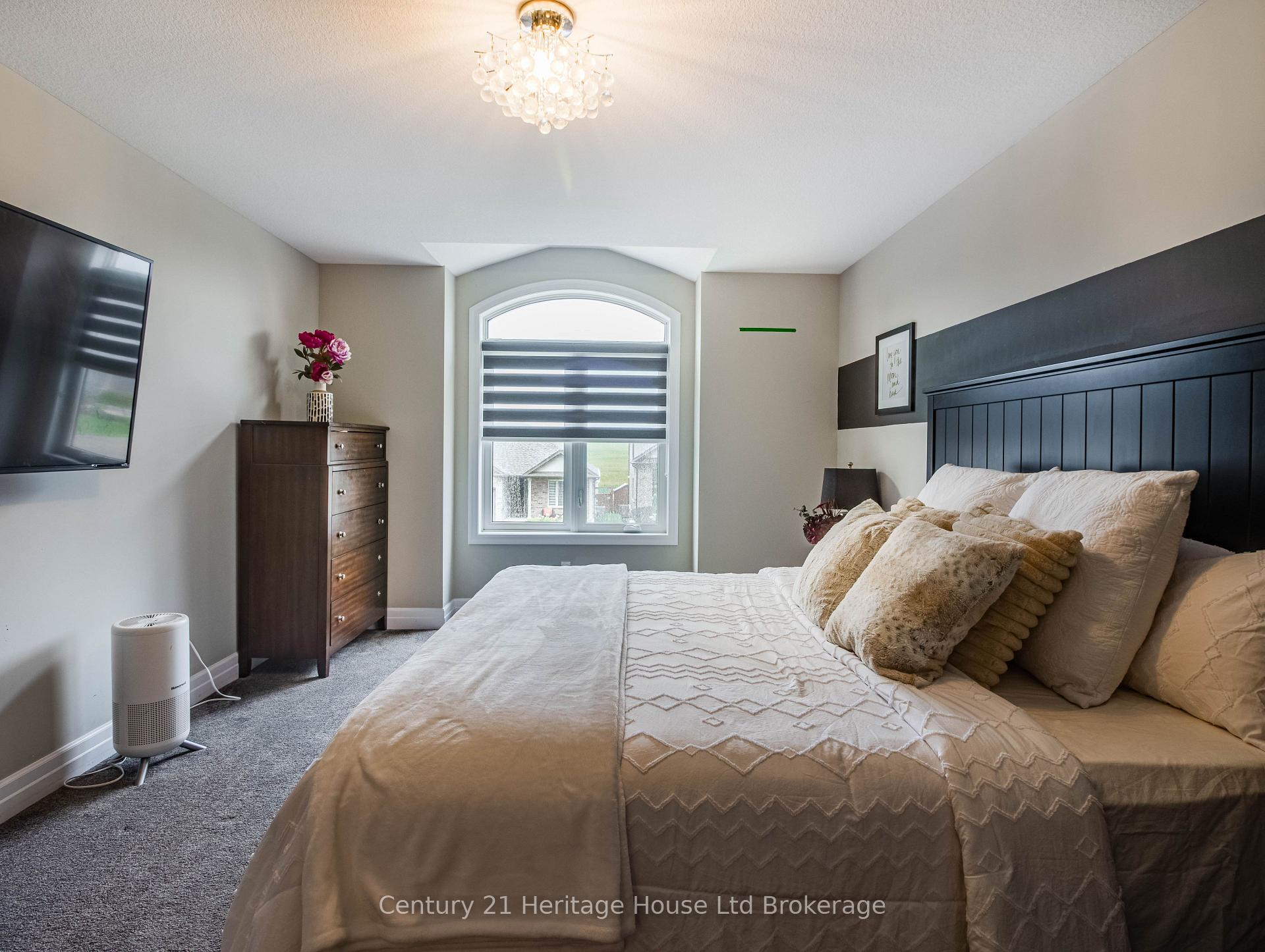 Photo 45 of 97 Beech Boulevard, Tillsonburg — HOMEH