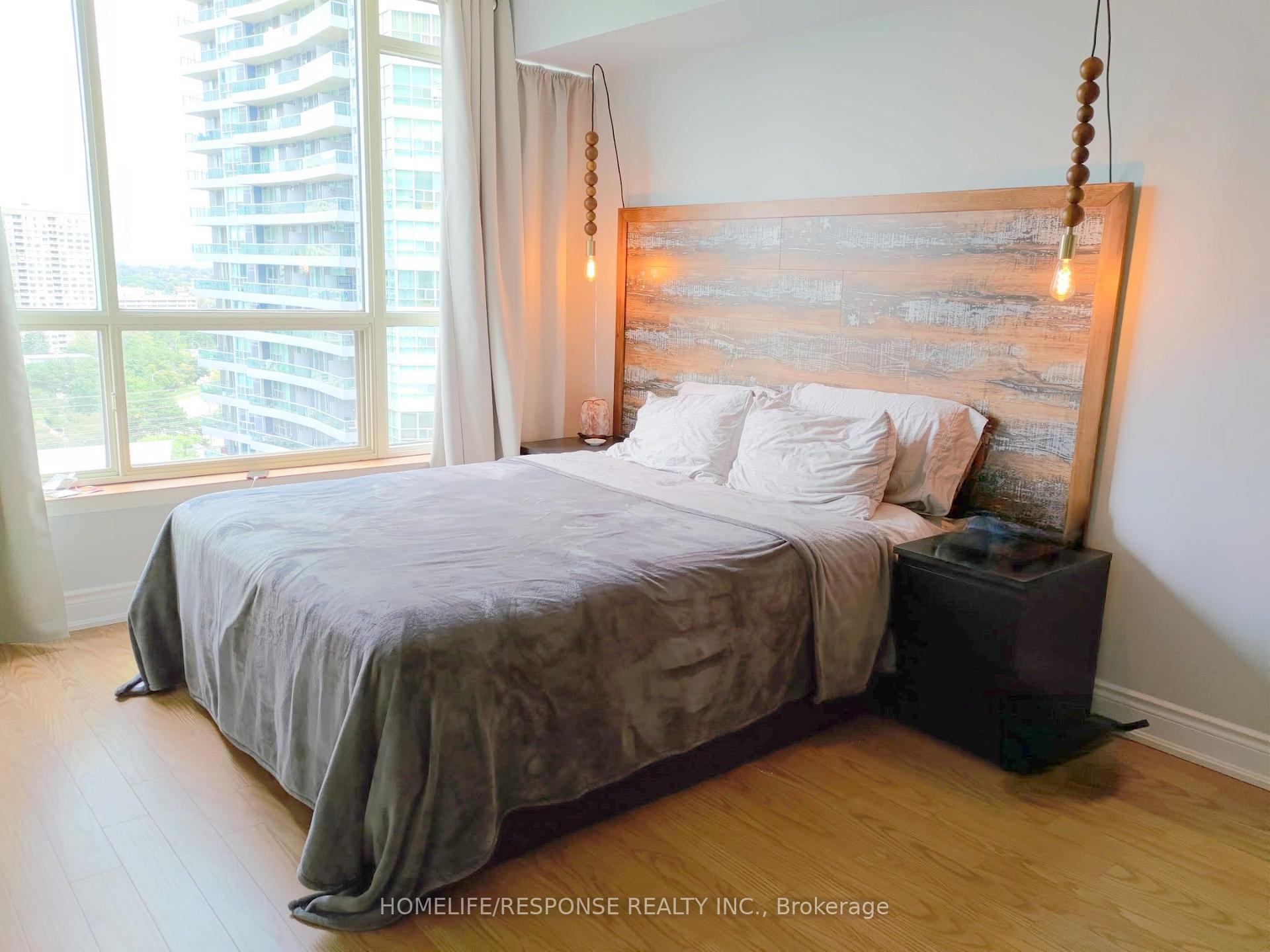 Photo 9 of Unit 1207, 55 Elm Drive, Mississauga, City Centre — HOMEH