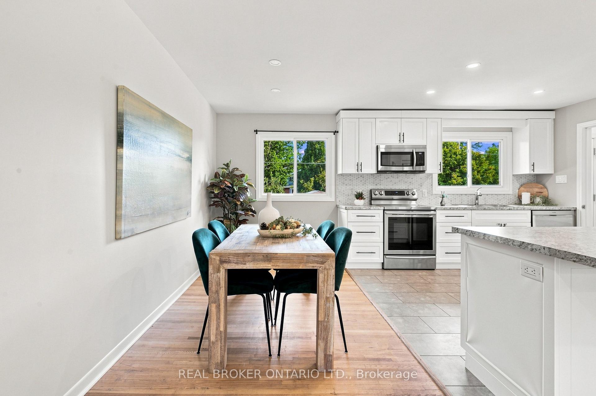 Photo 11 of 82 Meadowlands Drive W, Ottawa, Meadowlands/Crestview — HOMEH