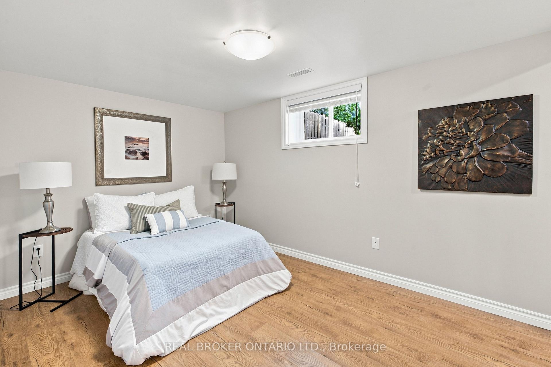 Photo 39 of 82 Meadowlands Drive W, Ottawa, Meadowlands/Crestview — HOMEH