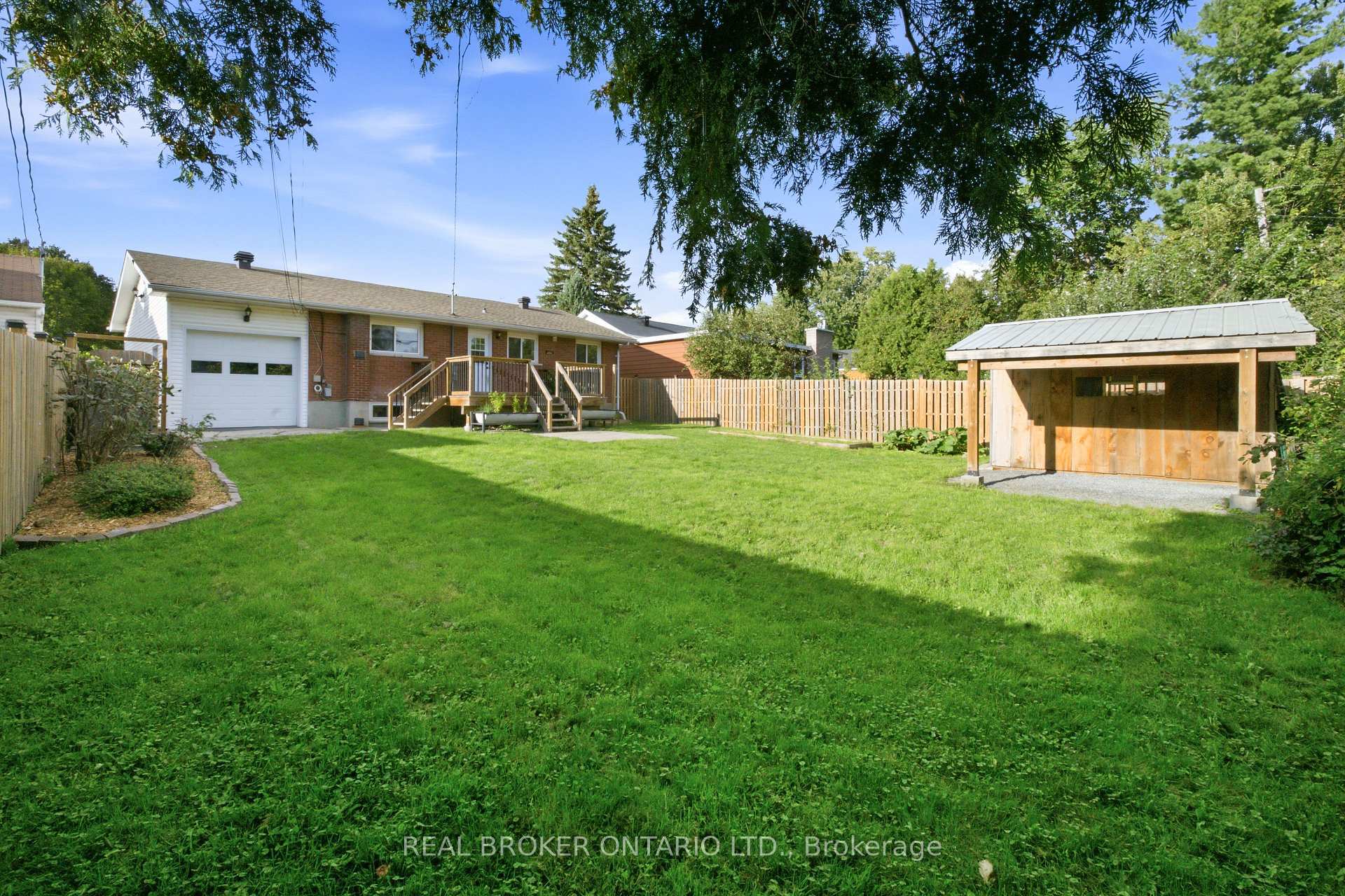 Photo 45 of 82 Meadowlands Drive W, Ottawa, Meadowlands/Crestview — HOMEH