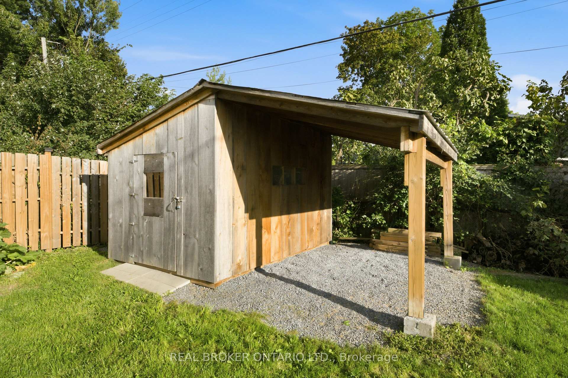 Photo 46 of 82 Meadowlands Drive W, Ottawa, Meadowlands/Crestview — HOMEH