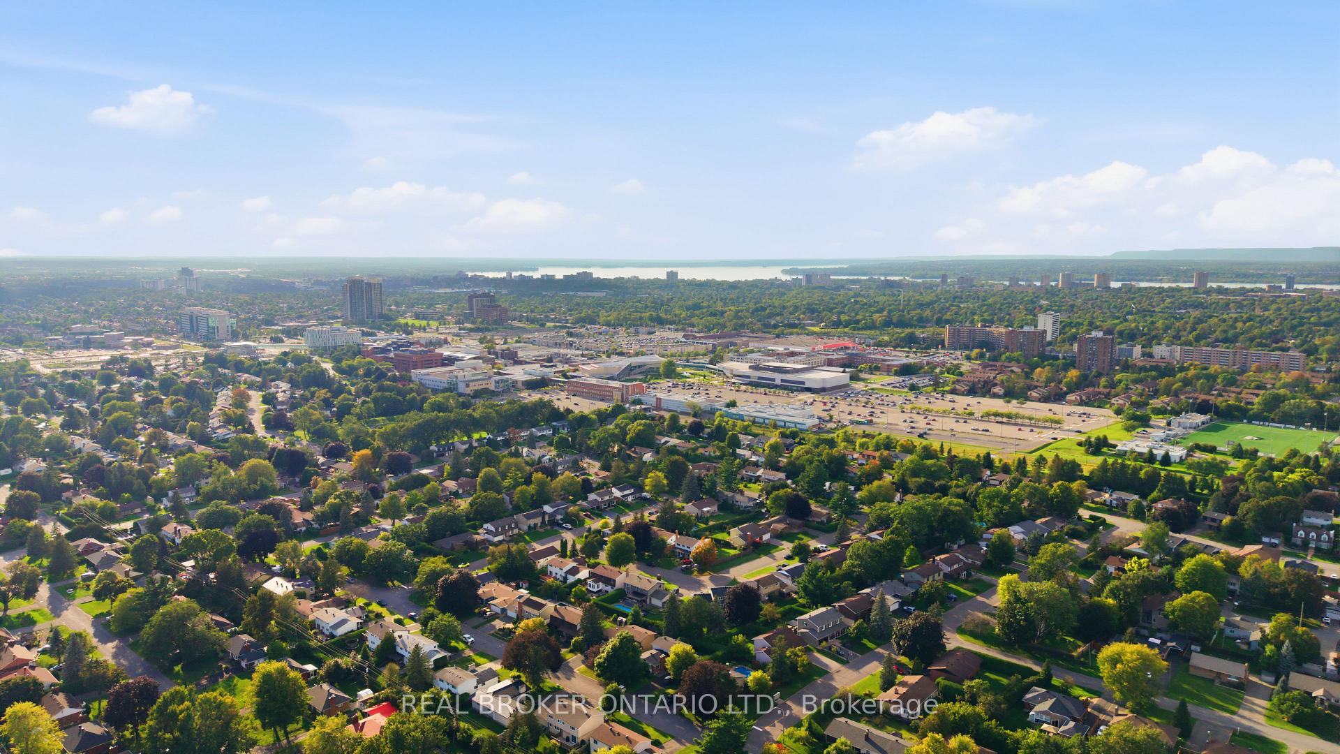Photo 49 of 82 Meadowlands Drive W, Ottawa, Meadowlands/Crestview — HOMEH