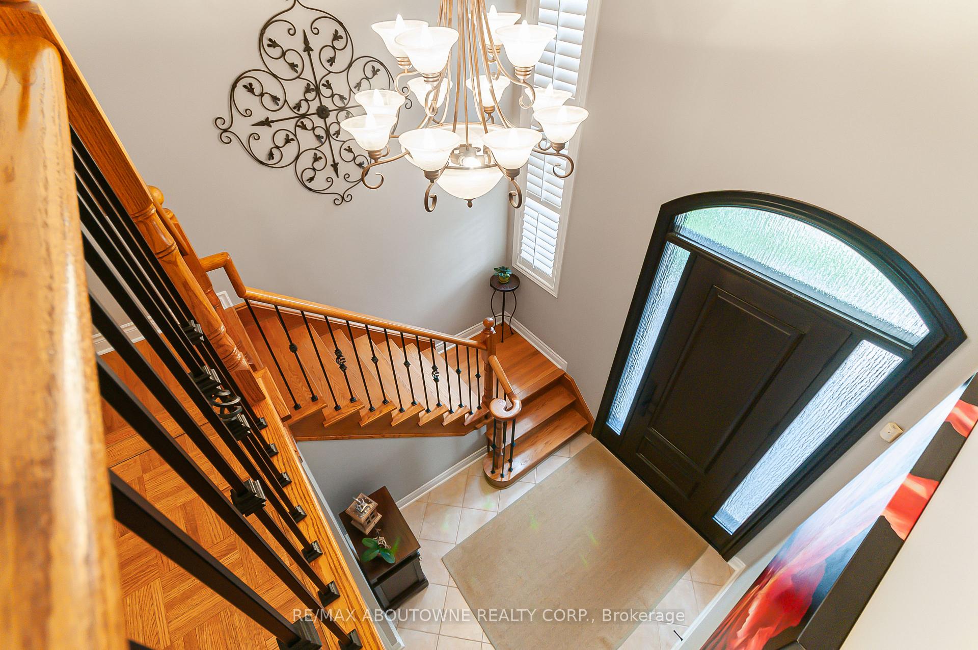 Photo 18 of 817 Brass Winds Place, Mississauga, Meadowvale Village — HOMEH