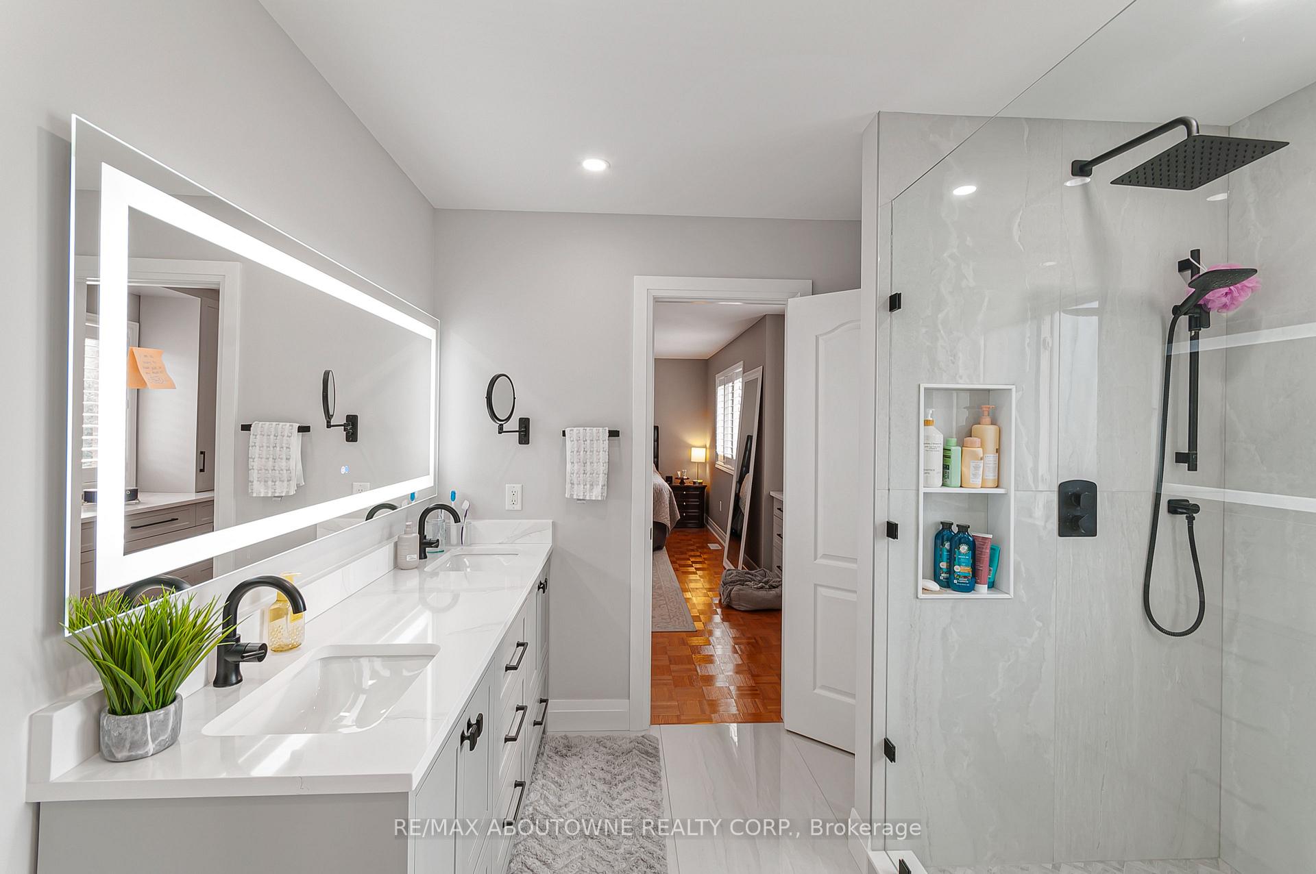 Photo 20 of 817 Brass Winds Place, Mississauga, Meadowvale Village — HOMEH