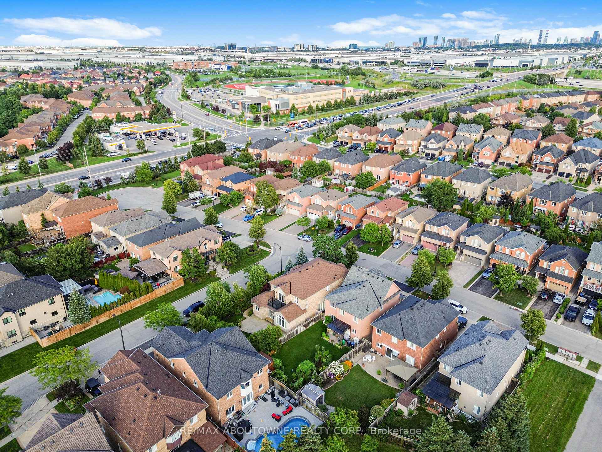 Photo 31 of 817 Brass Winds Place, Mississauga, Meadowvale Village — HOMEH