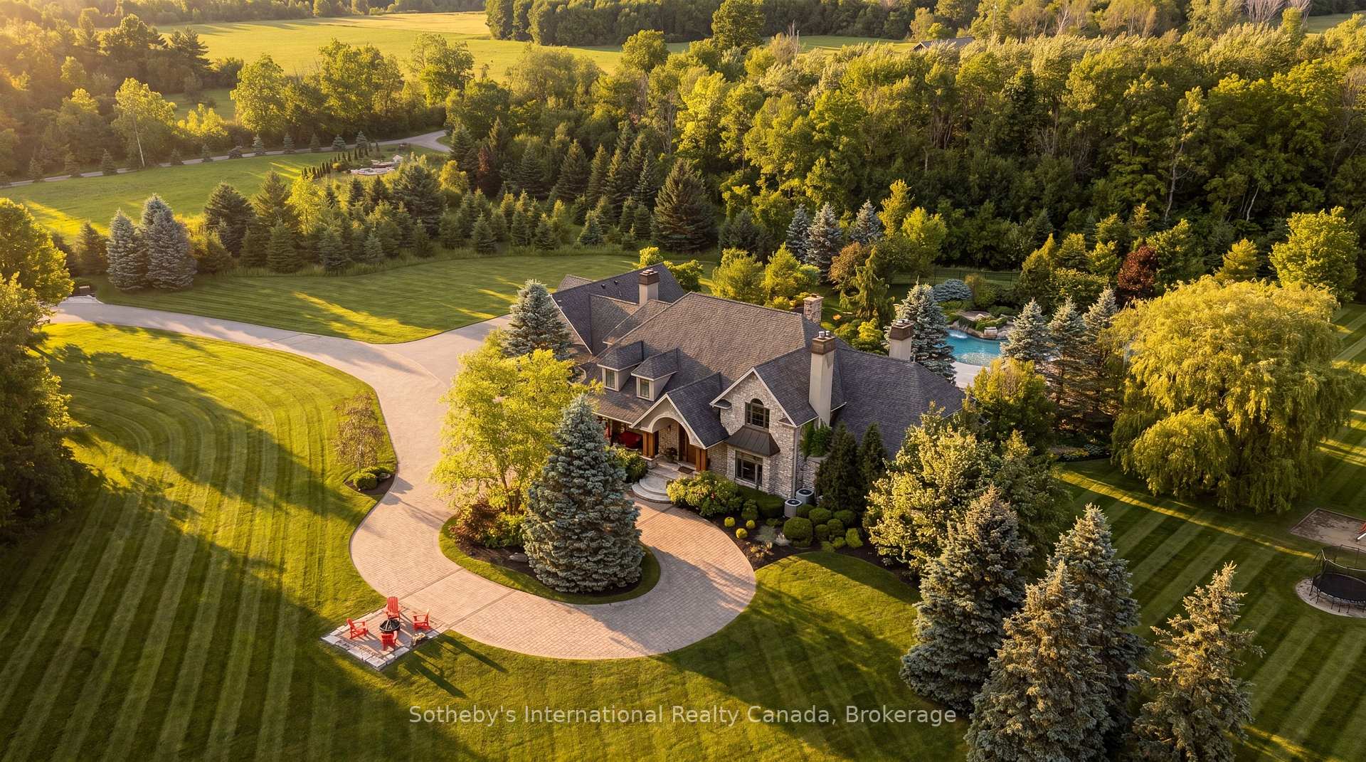 Photo 2 of 4529 Sideroad 10 N, Puslinch, Rural Puslinch West — HOMEH