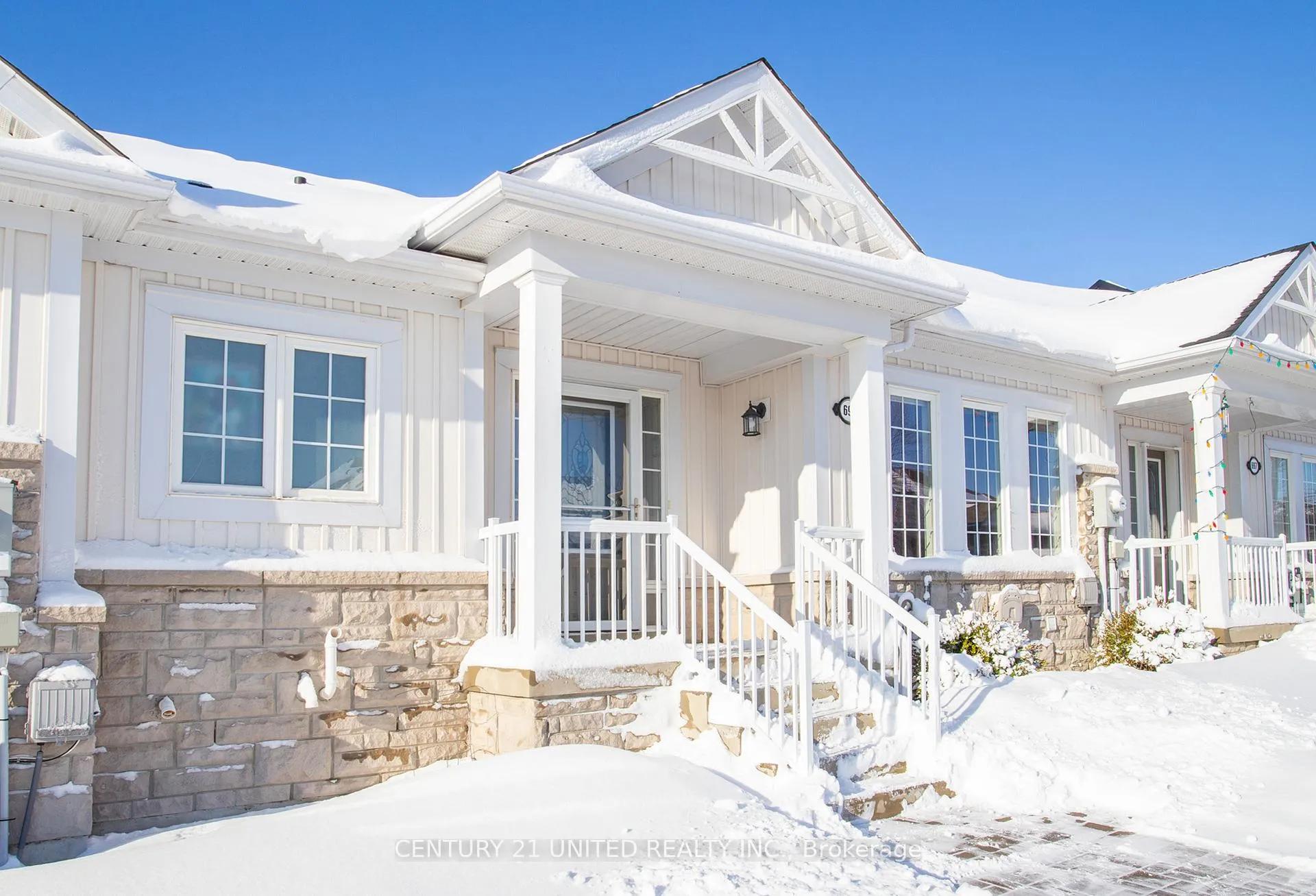 Photo 2 of 695 Henderson Drive, Cobourg — HOMEH