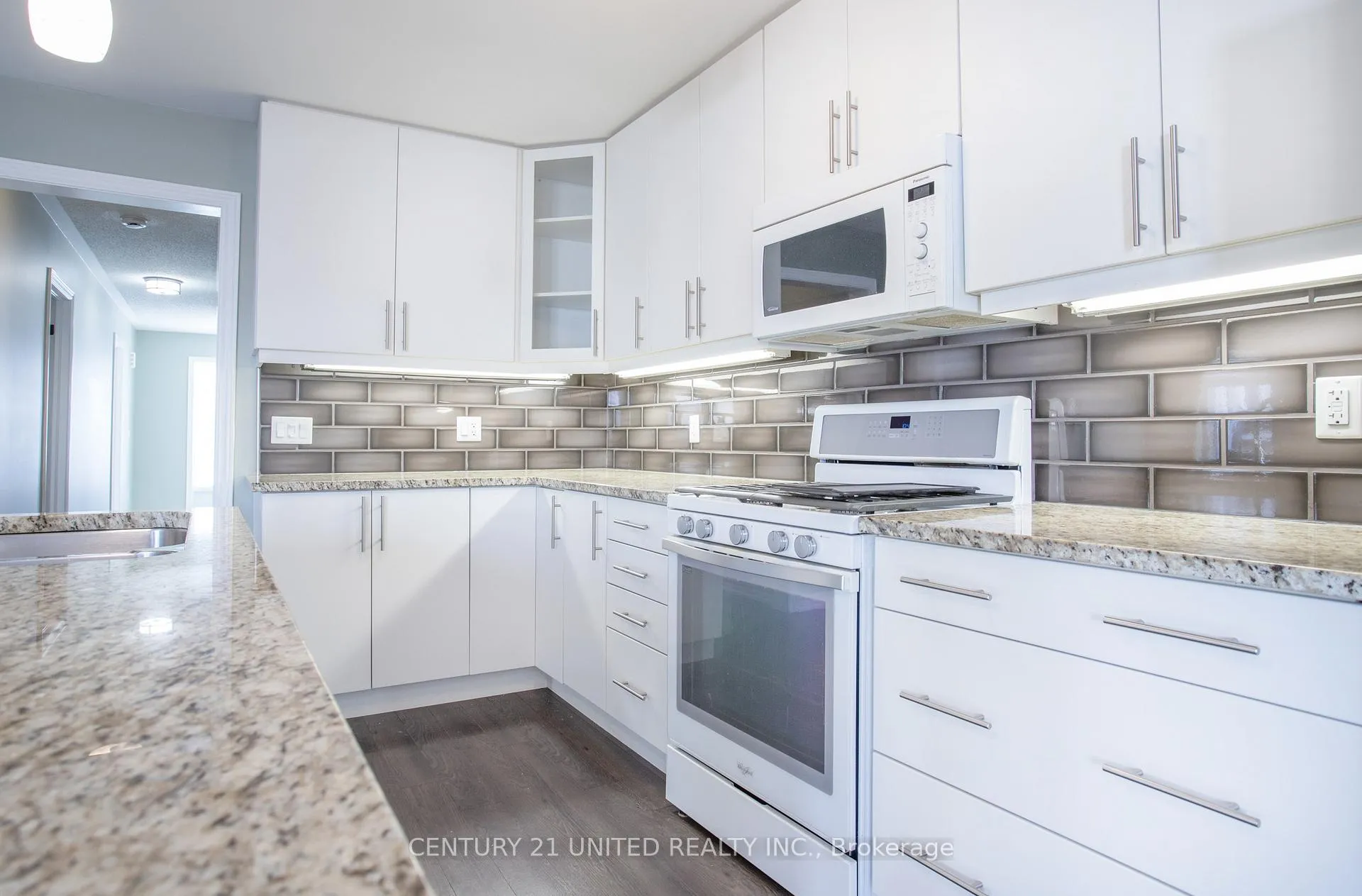 Photo 6 of 695 Henderson Drive, Cobourg — HOMEH