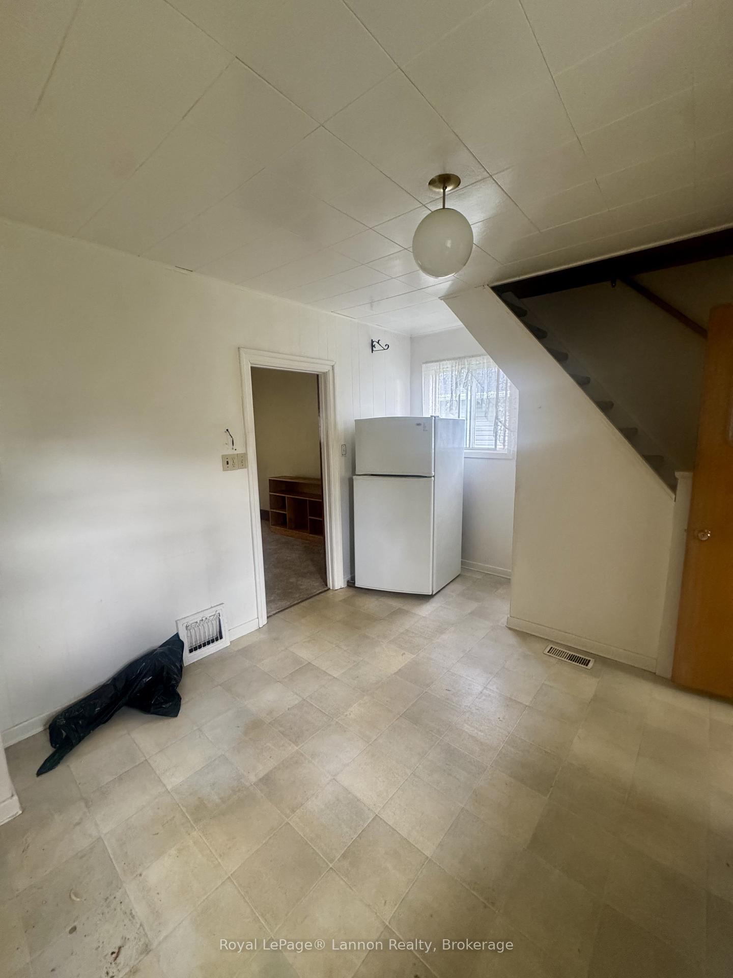 Photo 10 of 105 Hudson Street, Nipigon — HOMEH