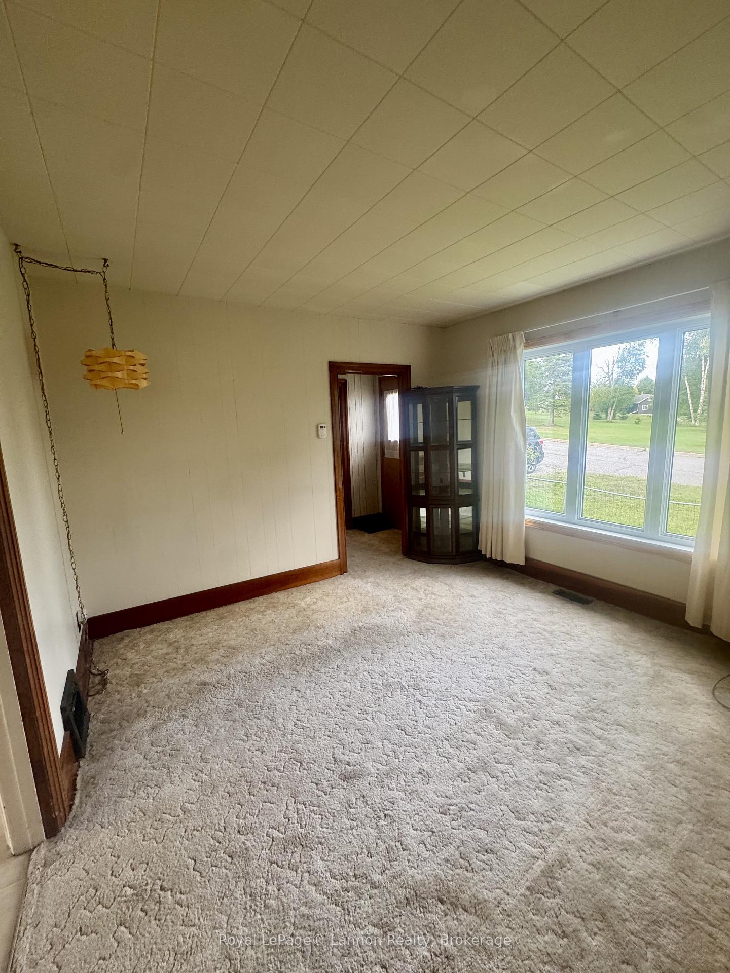 Photo 14 of 105 Hudson Street, Nipigon — HOMEH