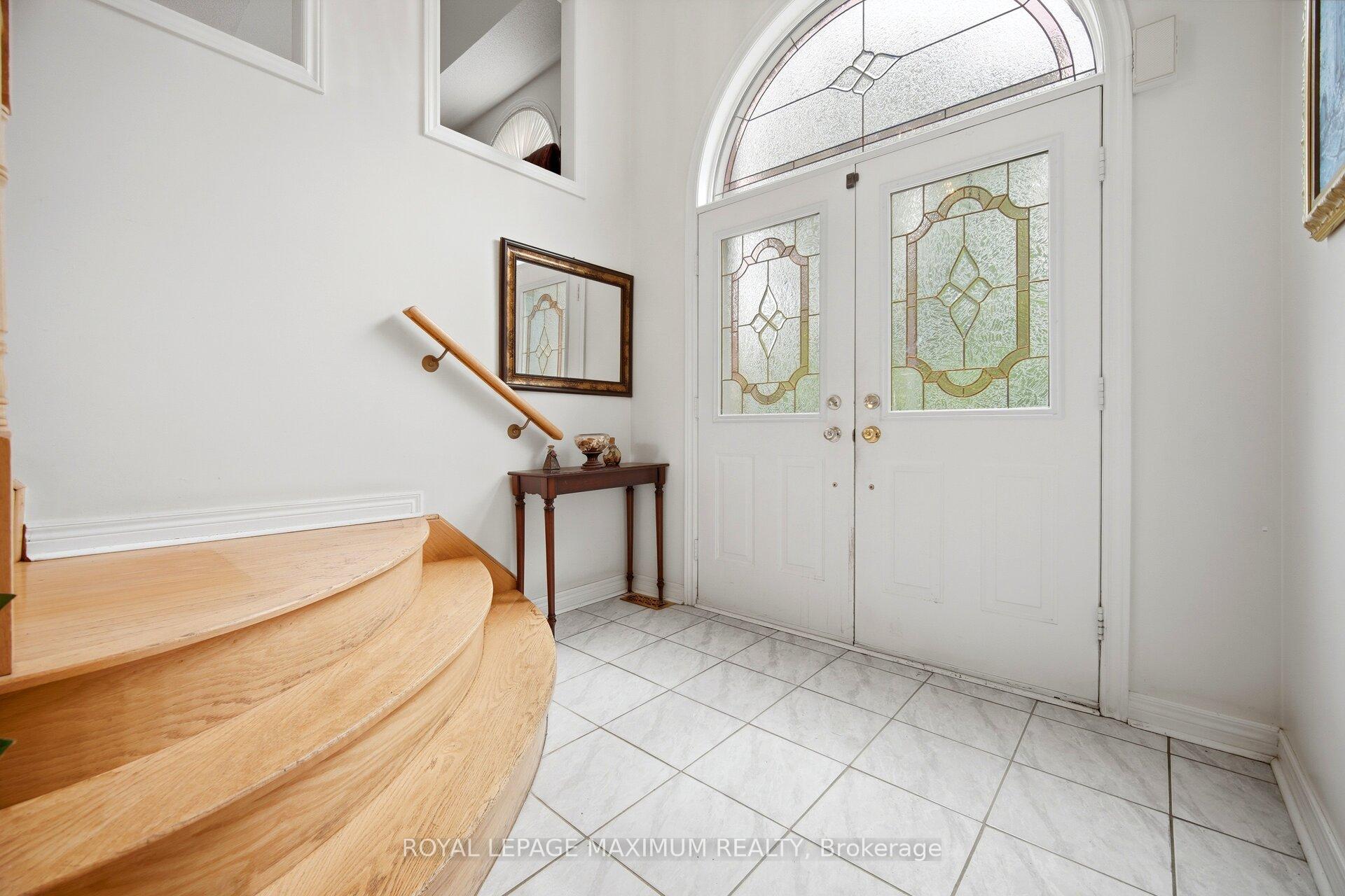 Photo 4 of 34 Kirkwood Crescent, Caledon, Rural Caledon — HOMEH
