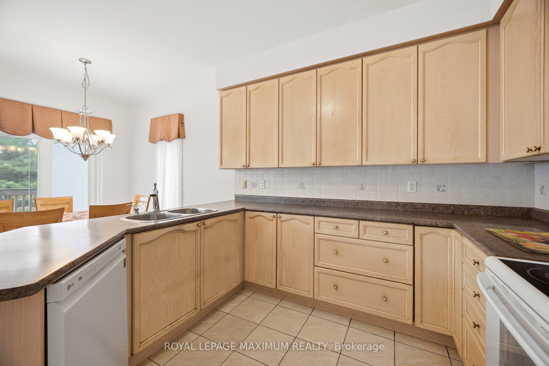 Photo 13 of 34 Kirkwood Crescent, Caledon, Rural Caledon — HOMEH