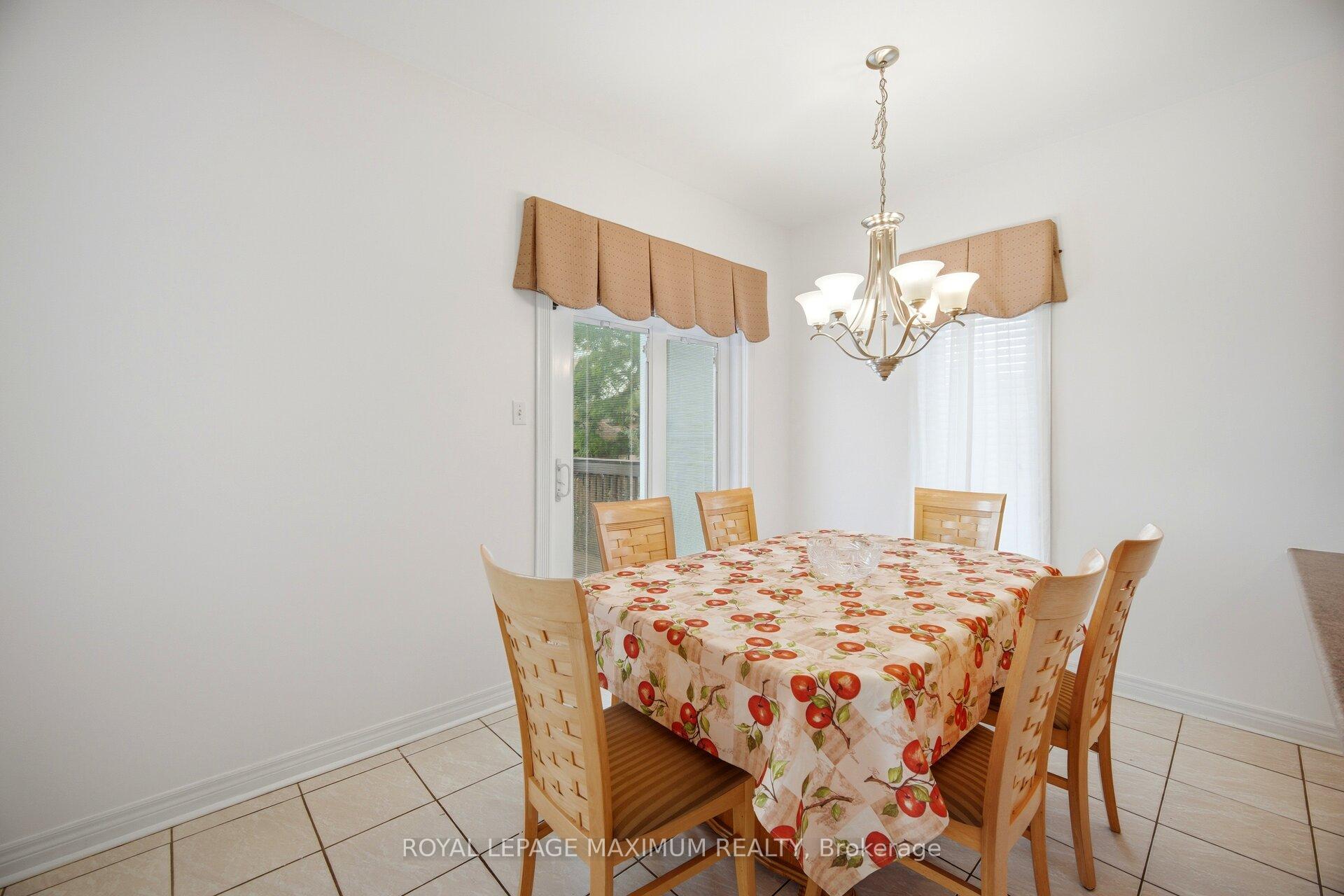 Photo 16 of 34 Kirkwood Crescent, Caledon, Rural Caledon — HOMEH