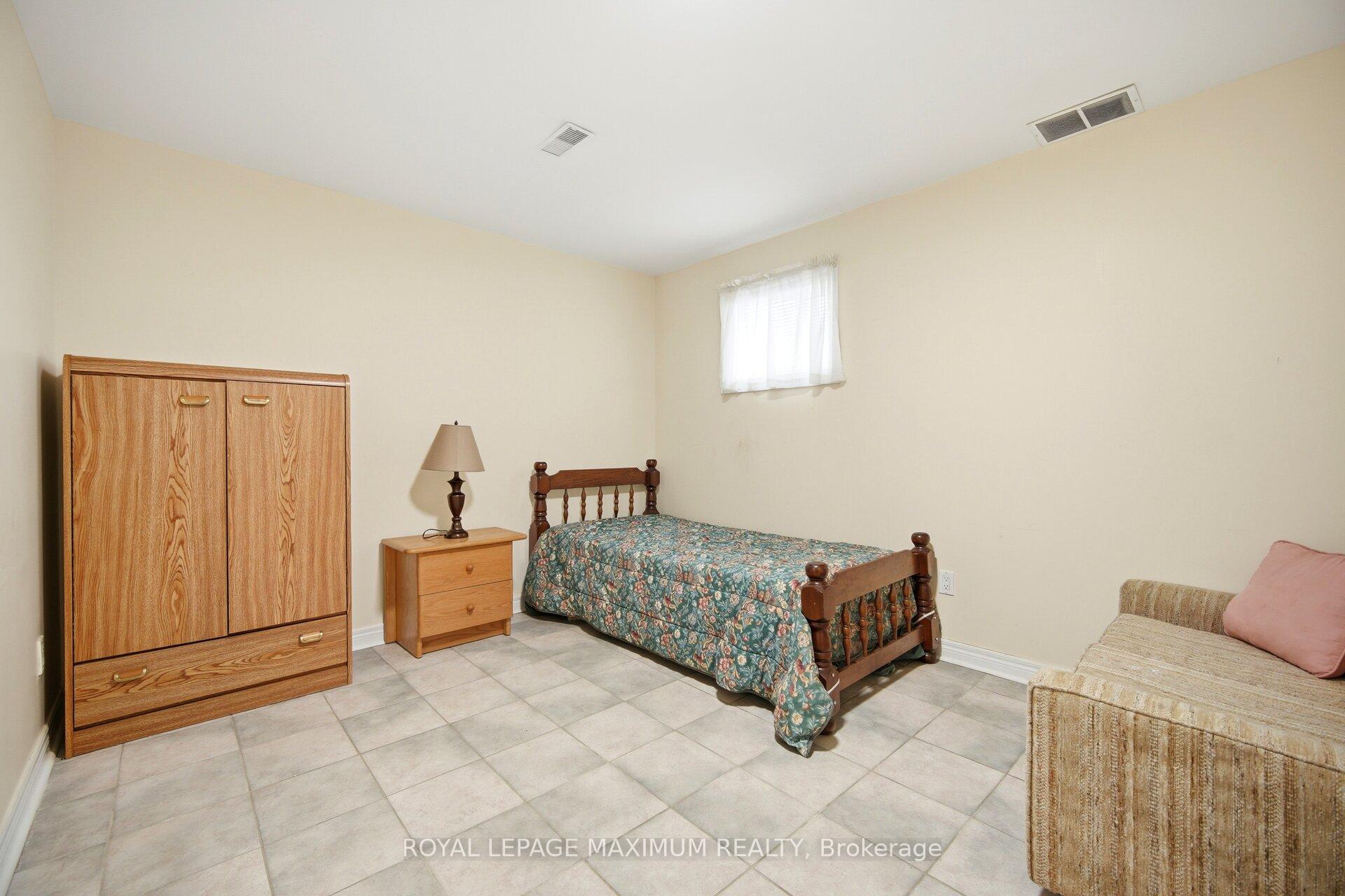 Photo 35 of 34 Kirkwood Crescent, Caledon, Rural Caledon — HOMEH