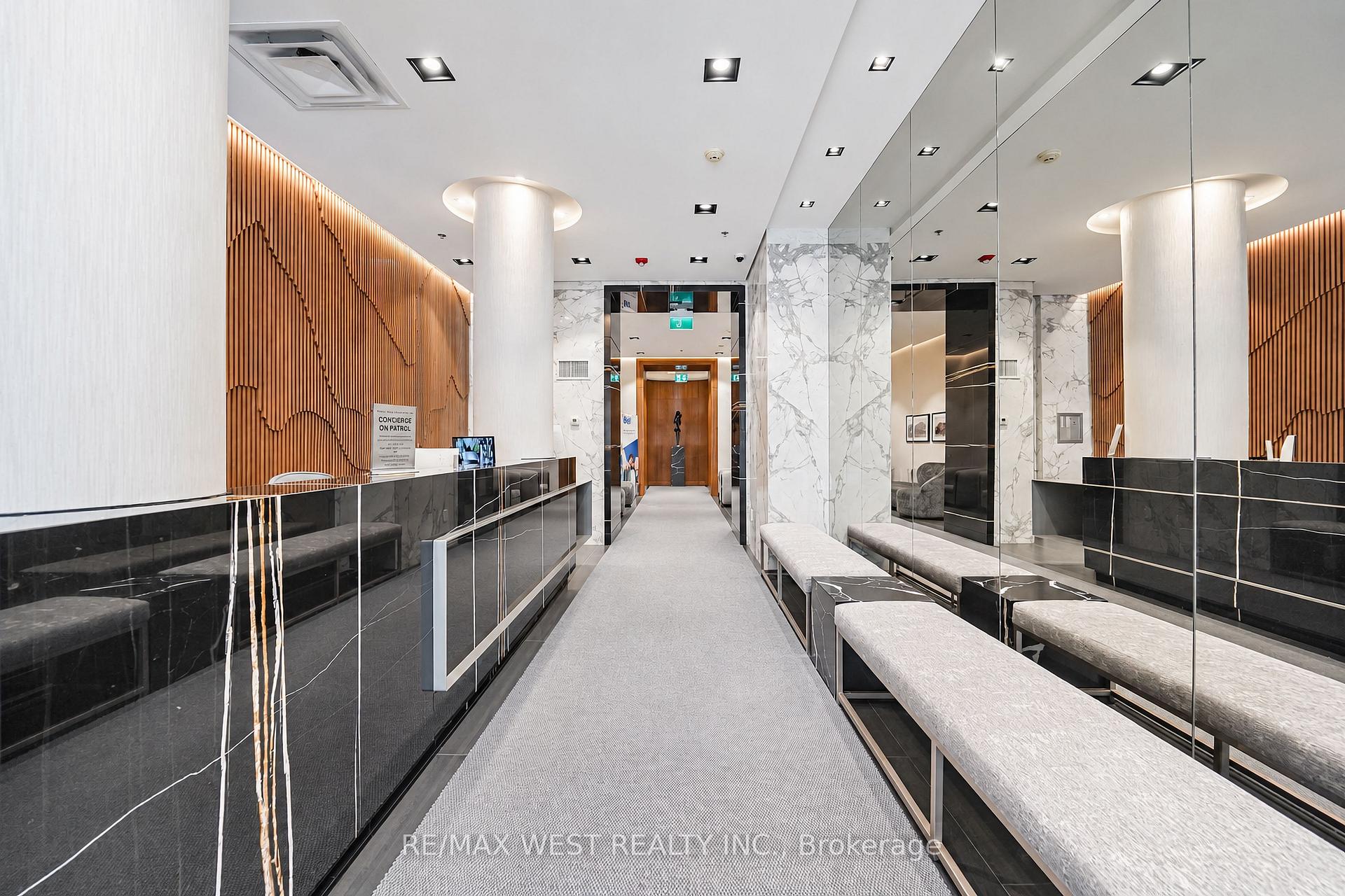 Photo 2 of Unit 1211, 736 Spadina Avenue, Toronto, University — HOMEH