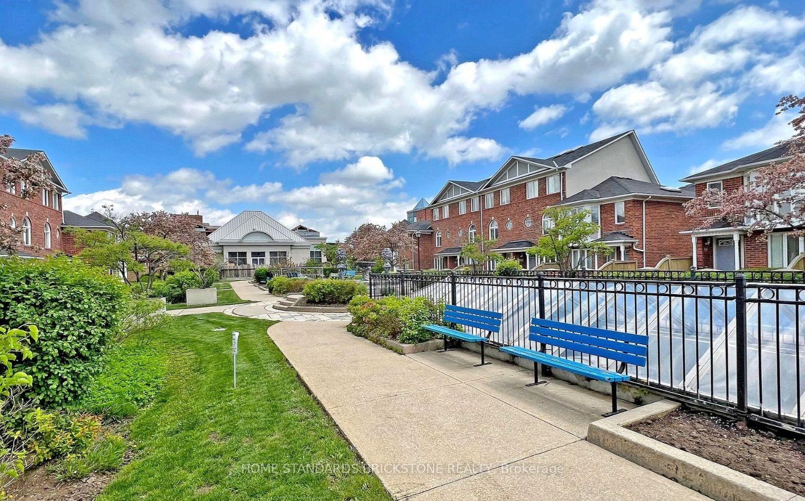 Photo 3 of Unit 169, 18 Clark Avenue, Vaughan, Crestwood-Springfarm-Yorkhill — HOMEH