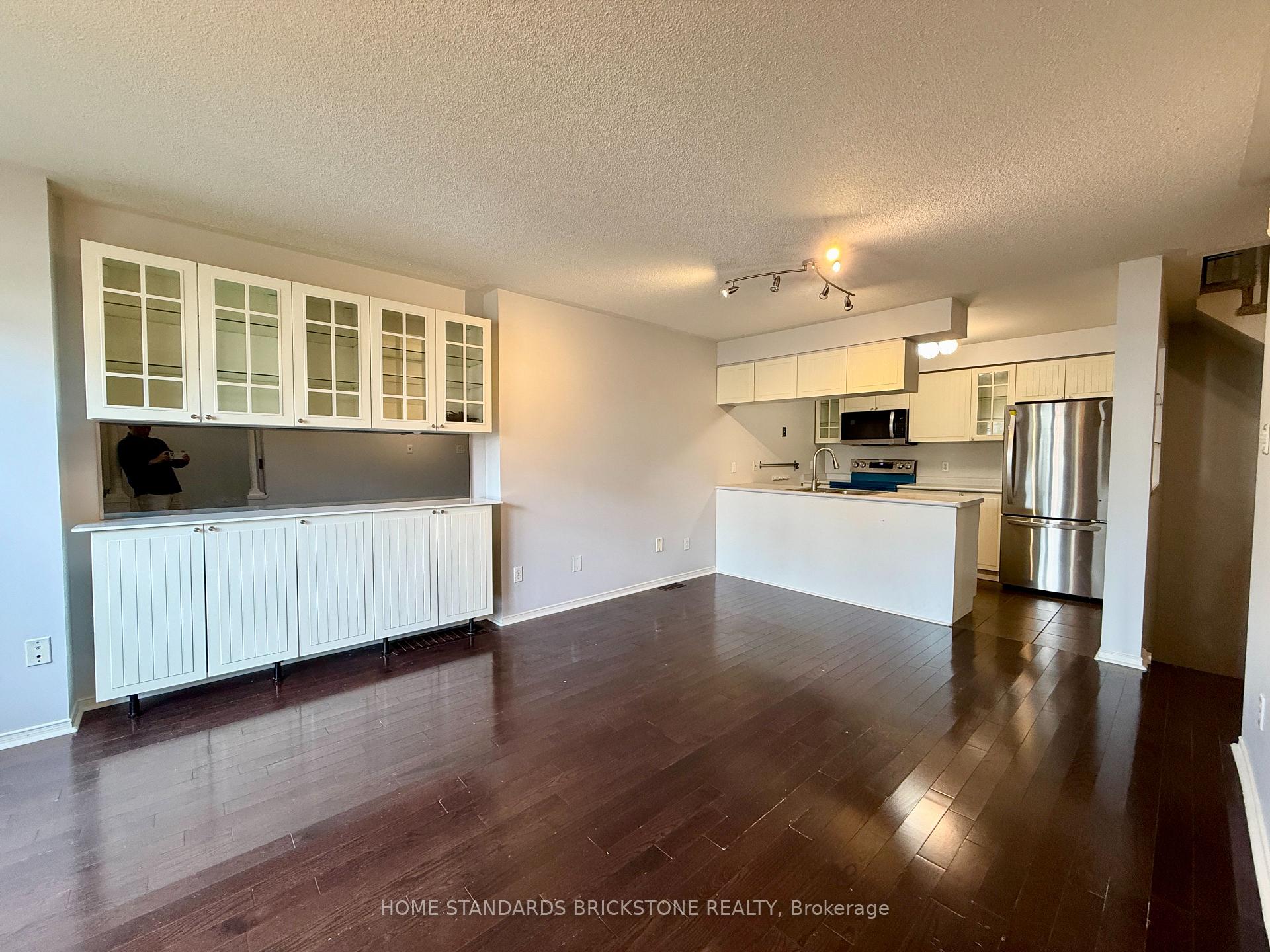 Photo 9 of Unit 169, 18 Clark Avenue, Vaughan, Crestwood-Springfarm-Yorkhill — HOMEH