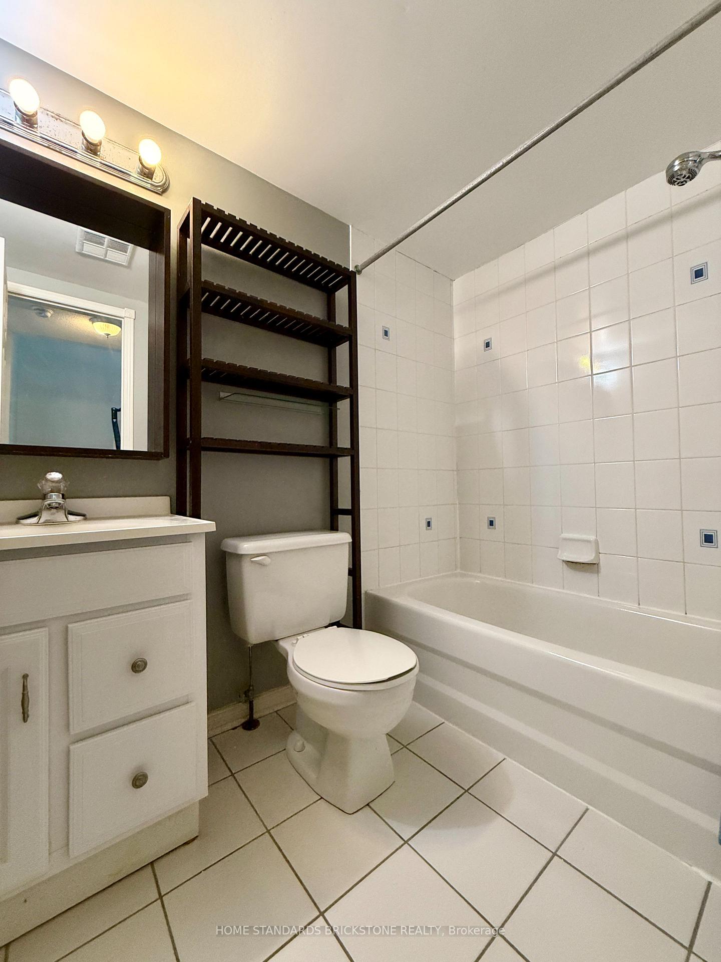 Photo 18 of Unit 169, 18 Clark Avenue, Vaughan, Crestwood-Springfarm-Yorkhill — HOMEH
