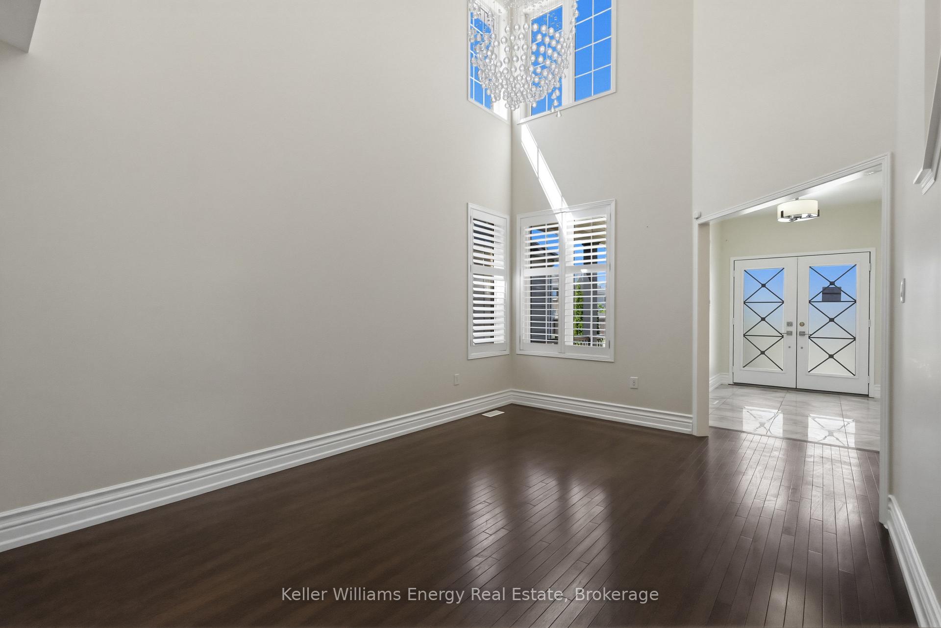 Photo 3 of 1633 Grandview Street N, Oshawa, Taunton — HOMEH