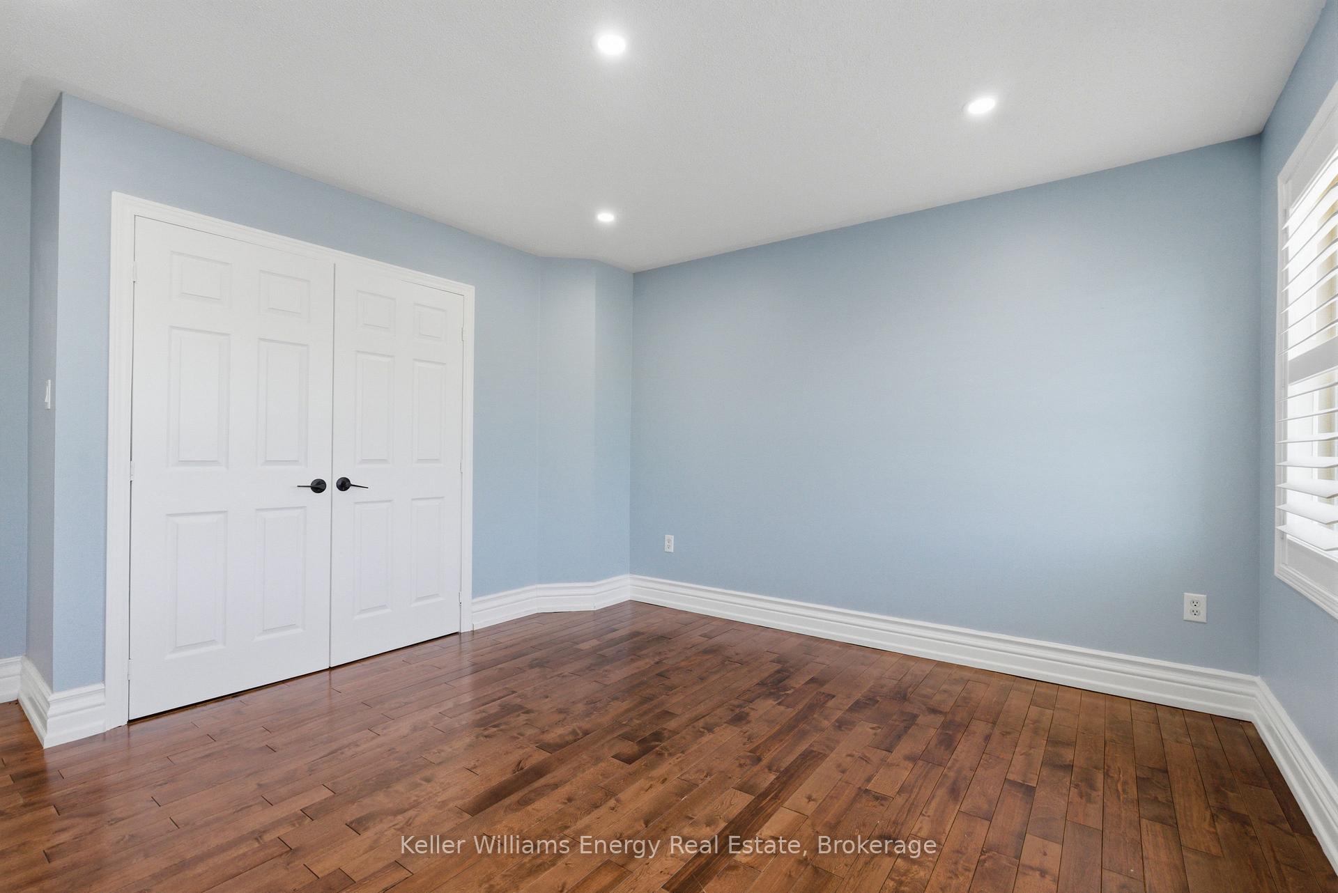 Photo 26 of 1633 Grandview Street N, Oshawa, Taunton — HOMEH