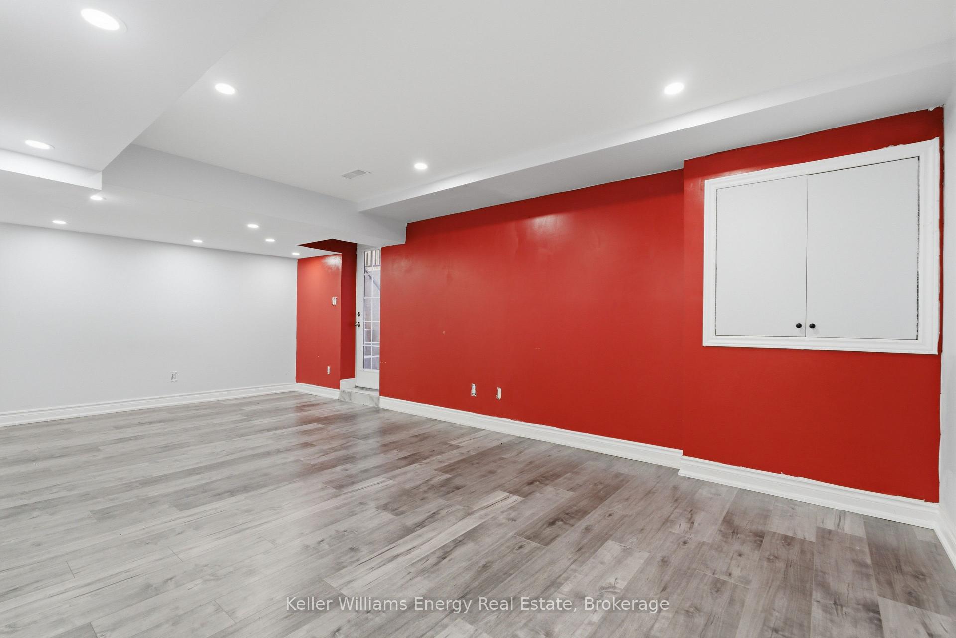 Photo 35 of 1633 Grandview Street N, Oshawa, Taunton — HOMEH