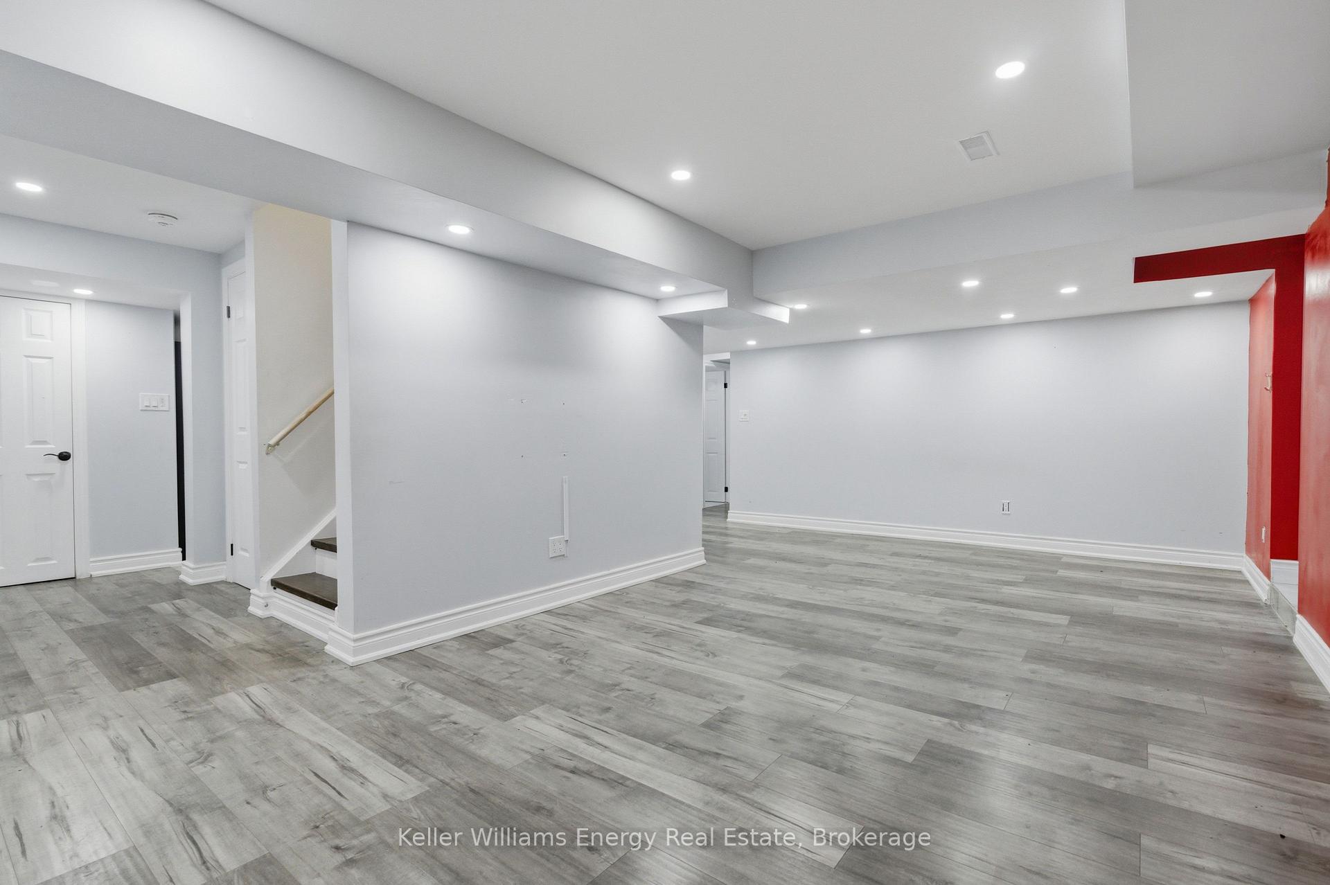 Photo 36 of 1633 Grandview Street N, Oshawa, Taunton — HOMEH