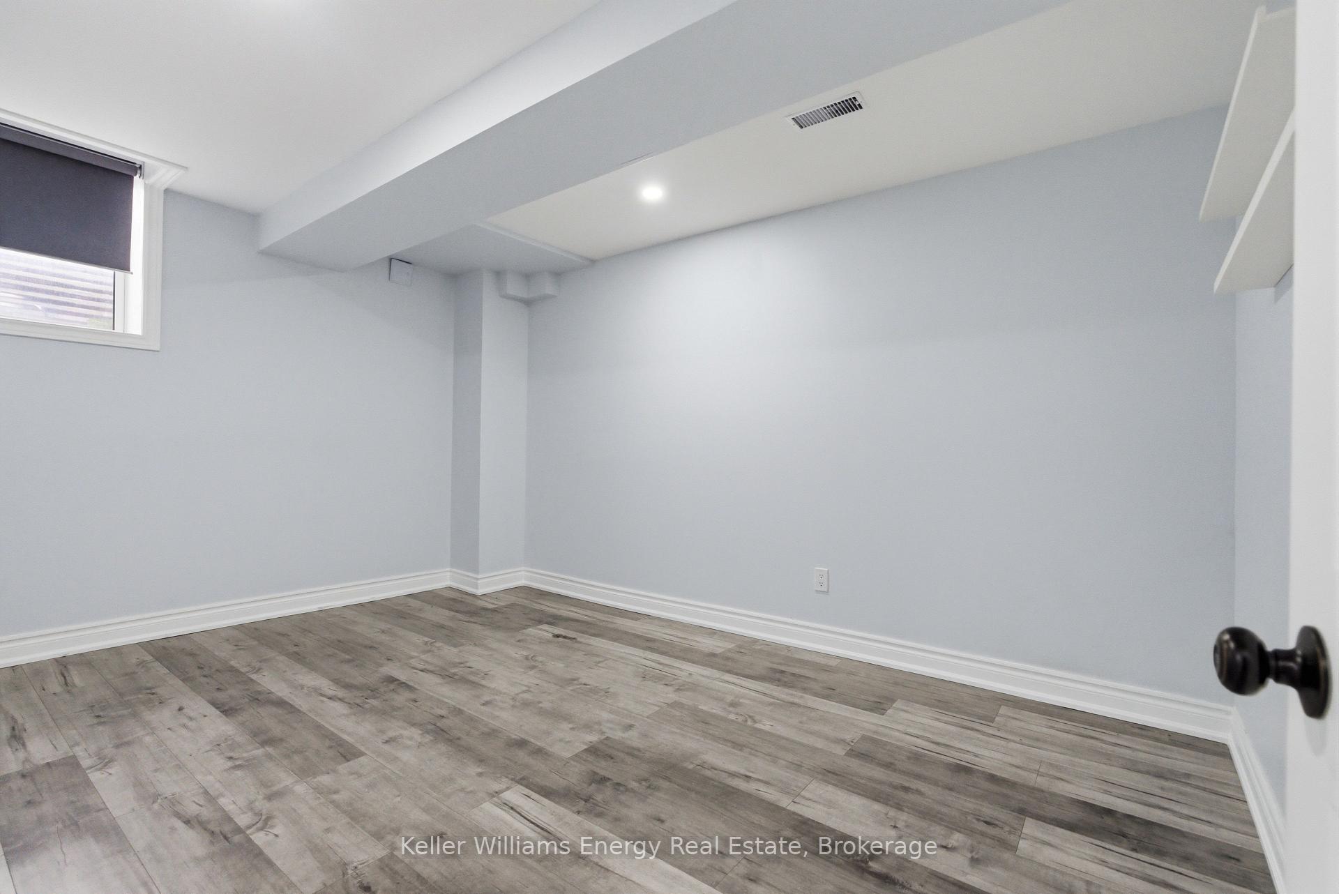 Photo 40 of 1633 Grandview Street N, Oshawa, Taunton — HOMEH