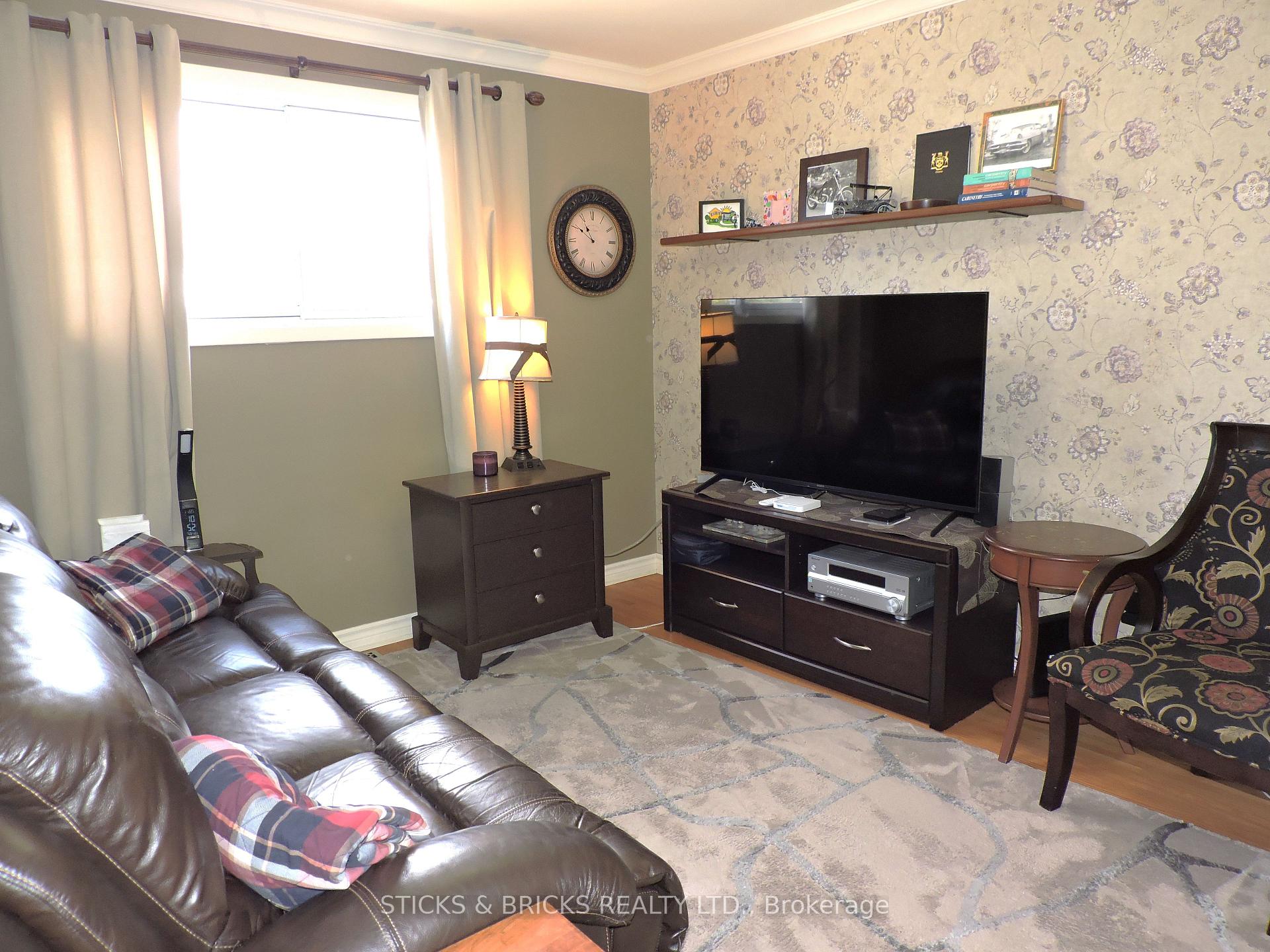 Photo 23 of 6762 Cherrygrove Road, Niagara Falls, Morrison — HOMEH