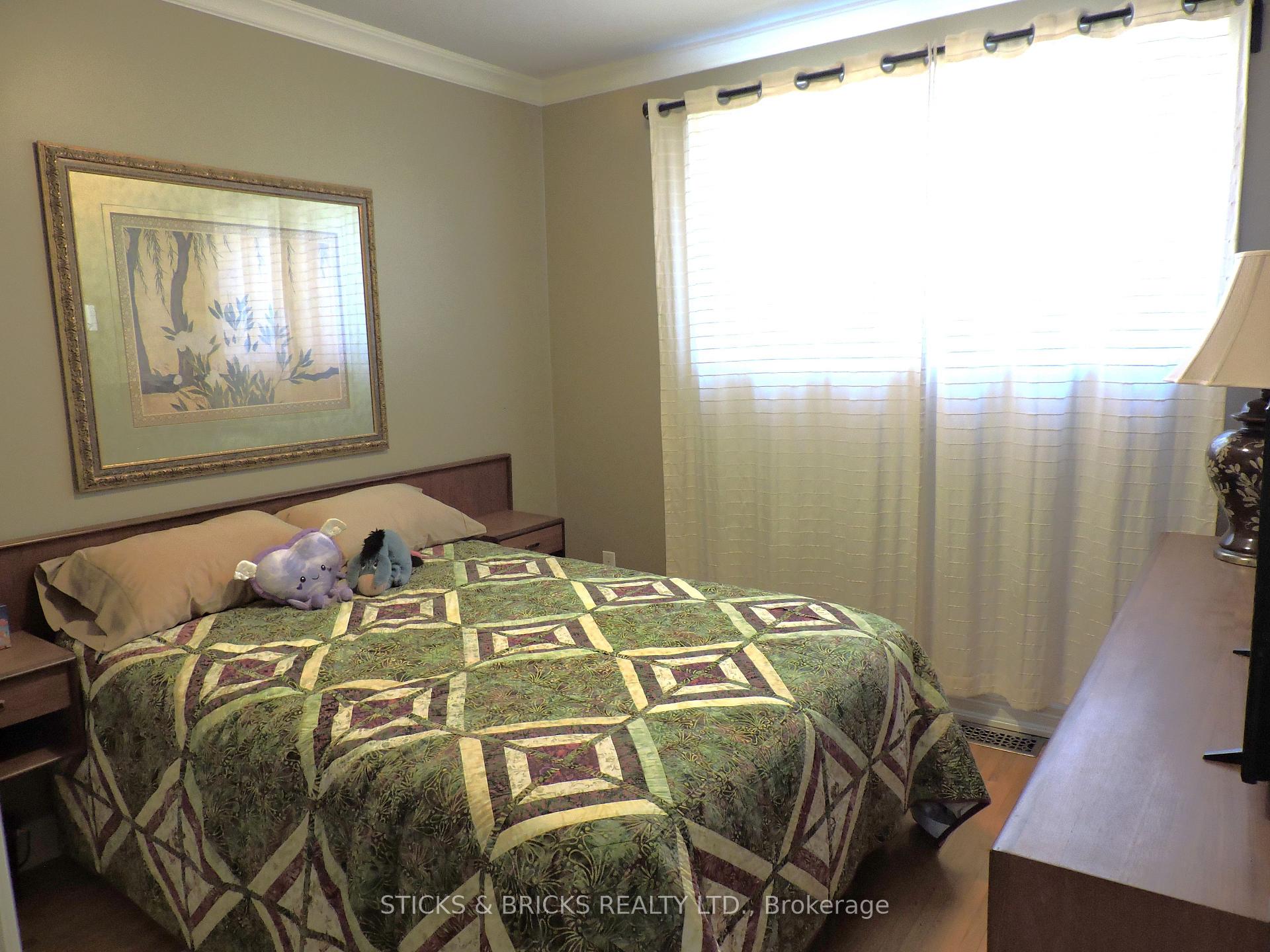 Photo 26 of 6762 Cherrygrove Road, Niagara Falls, Morrison — HOMEH